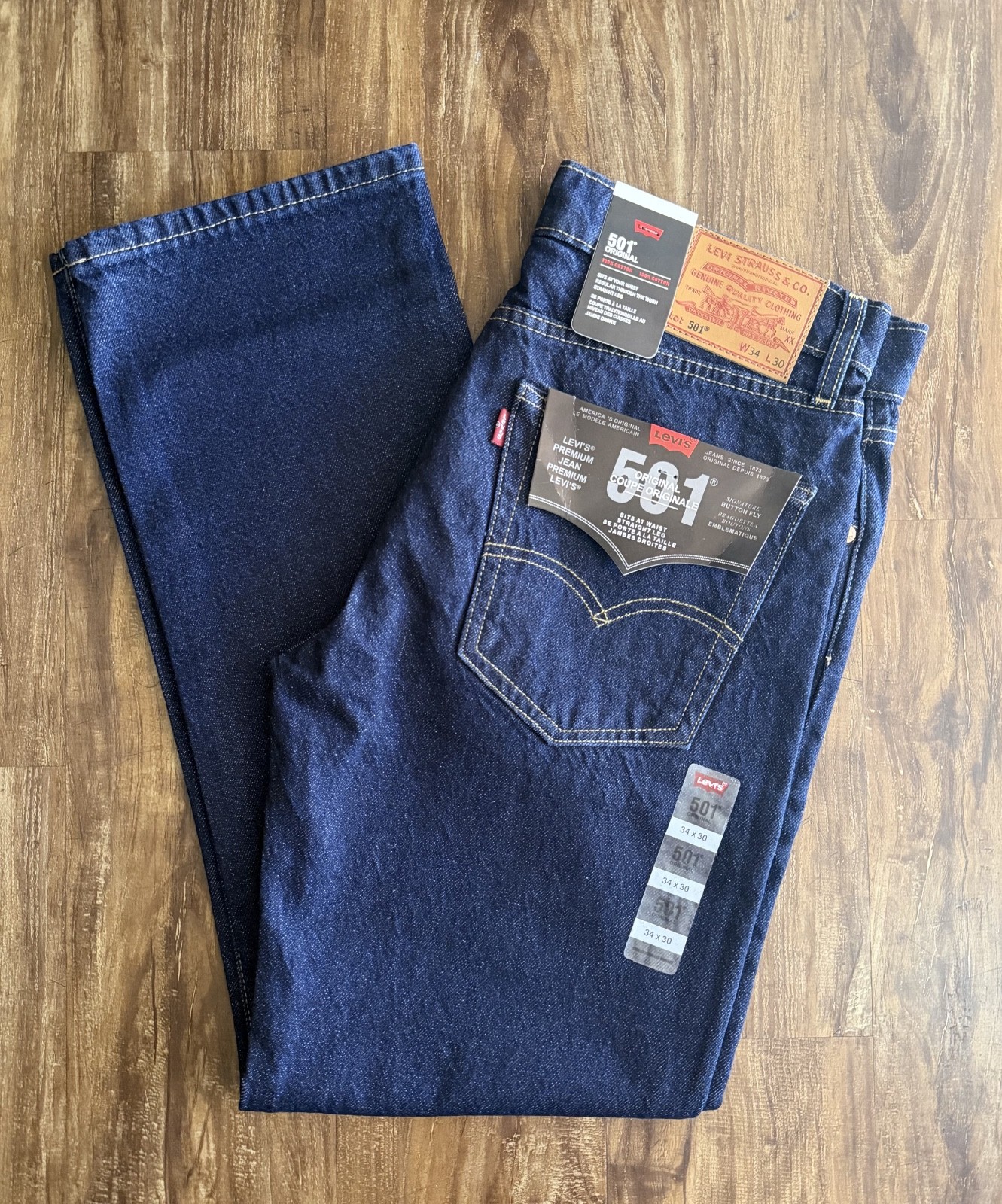 Levi’s Premium 501 Original STRAIGHT LEG Jeans Men 34×30- Blue 00501-1484 NWT