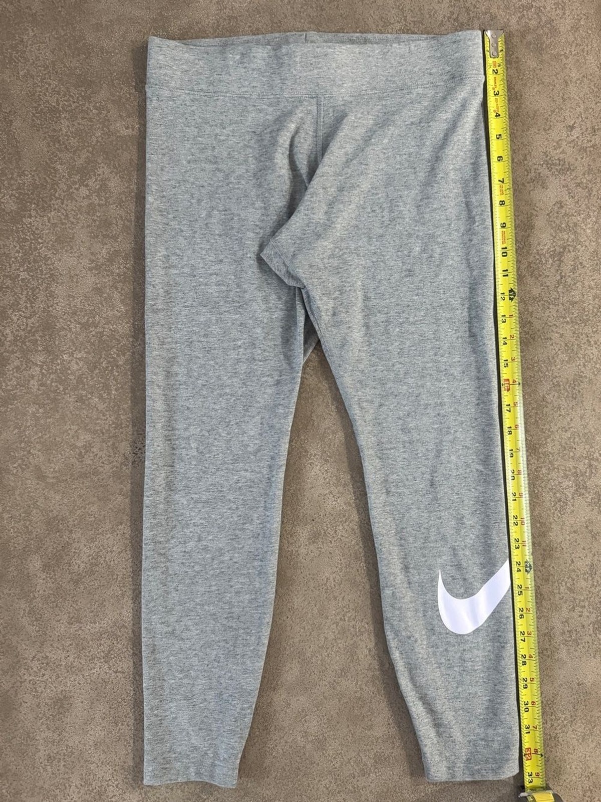 Nike Women’s Gray Cropped Leggings White Swoosh Cotton Blend Size Large