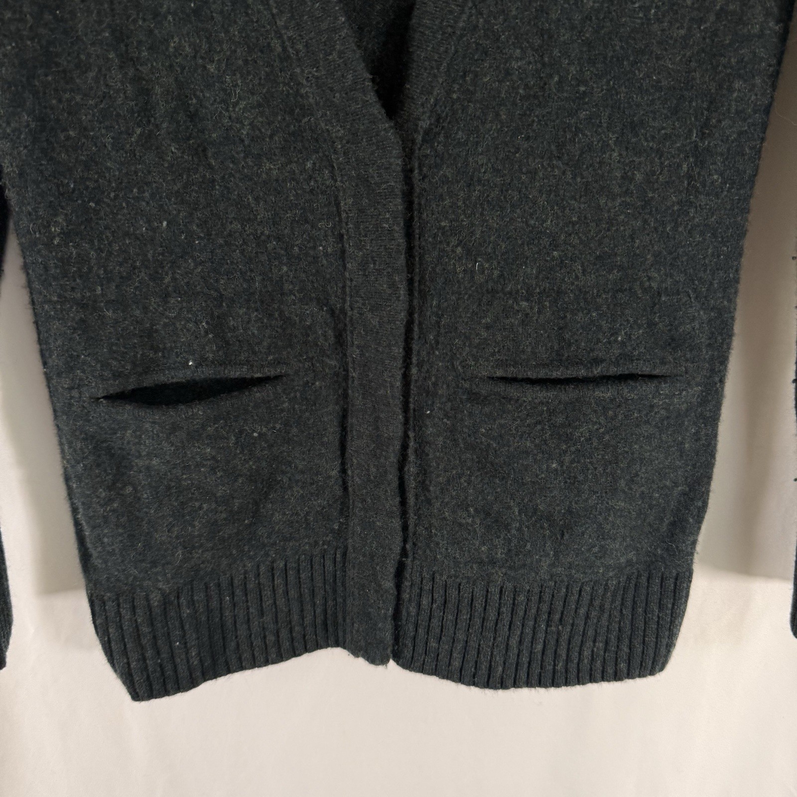 Madewell 100% Merino Wool Cardigan Sweater Women’s XS Green Button Up VNeck