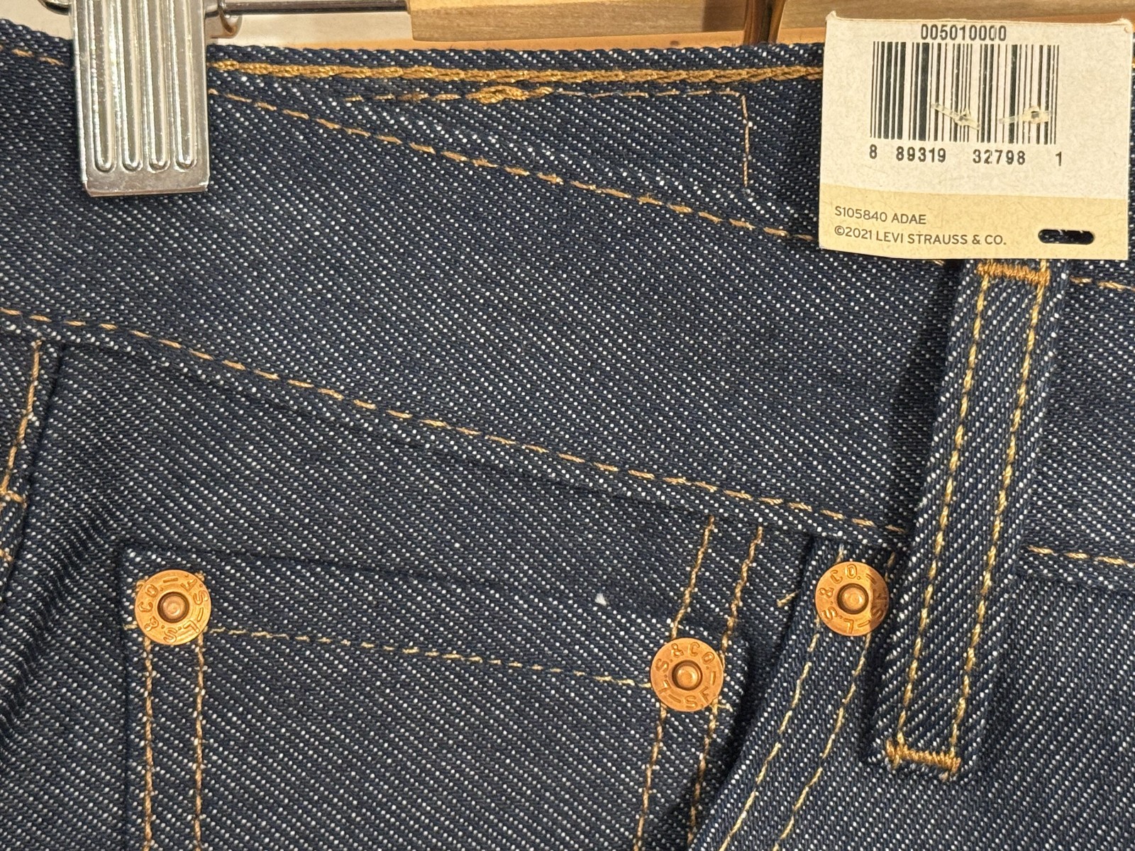 NEW Levi’s Raw Denim 501 Men’s 28 x 30 2021 Deadstock Dark Rinse Blue Jeans
