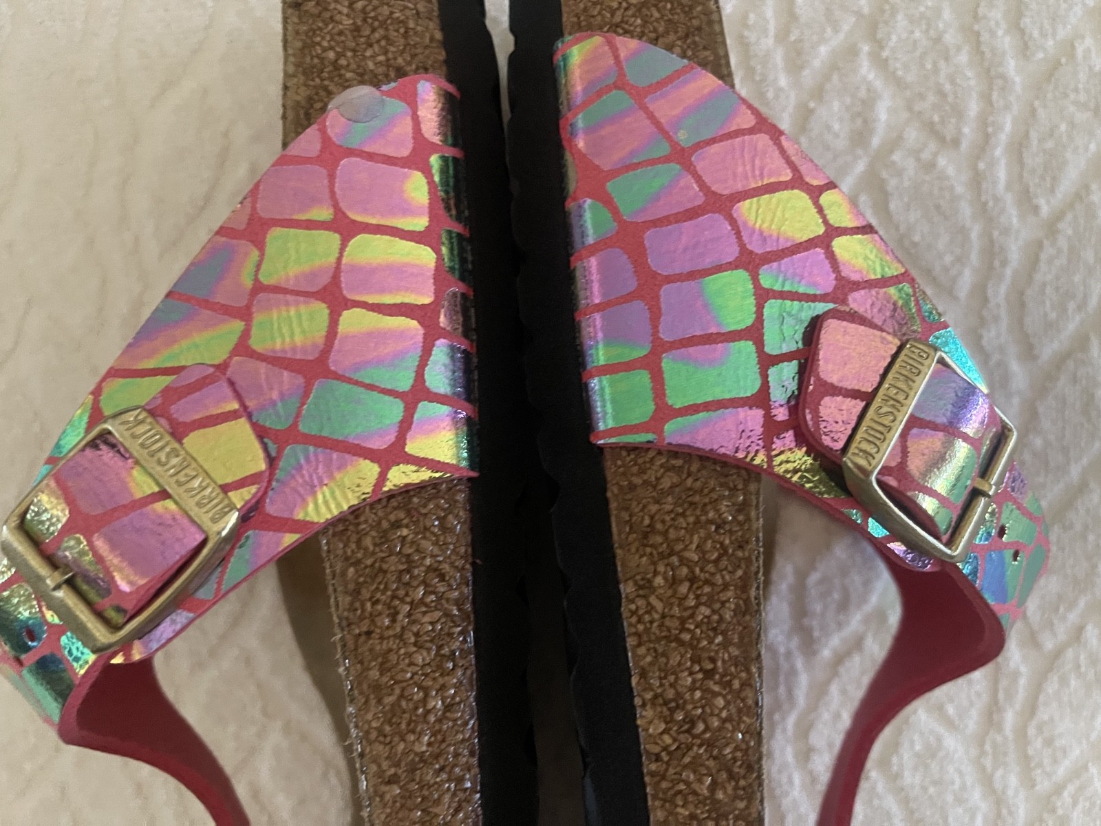 BIRKENSTOCK Sz 41 WOMEN’S TONG VIBRANT-PINK MULTI-COLOR SANDALS