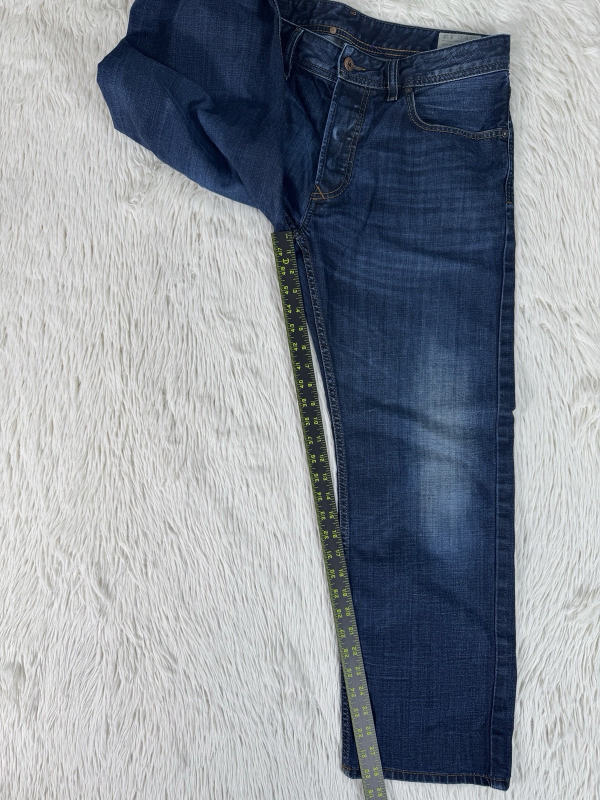 Diesel Industry Larkee Blue Dark Wash Mid-Rise Straight Leg Denim Jeans Men’s 33