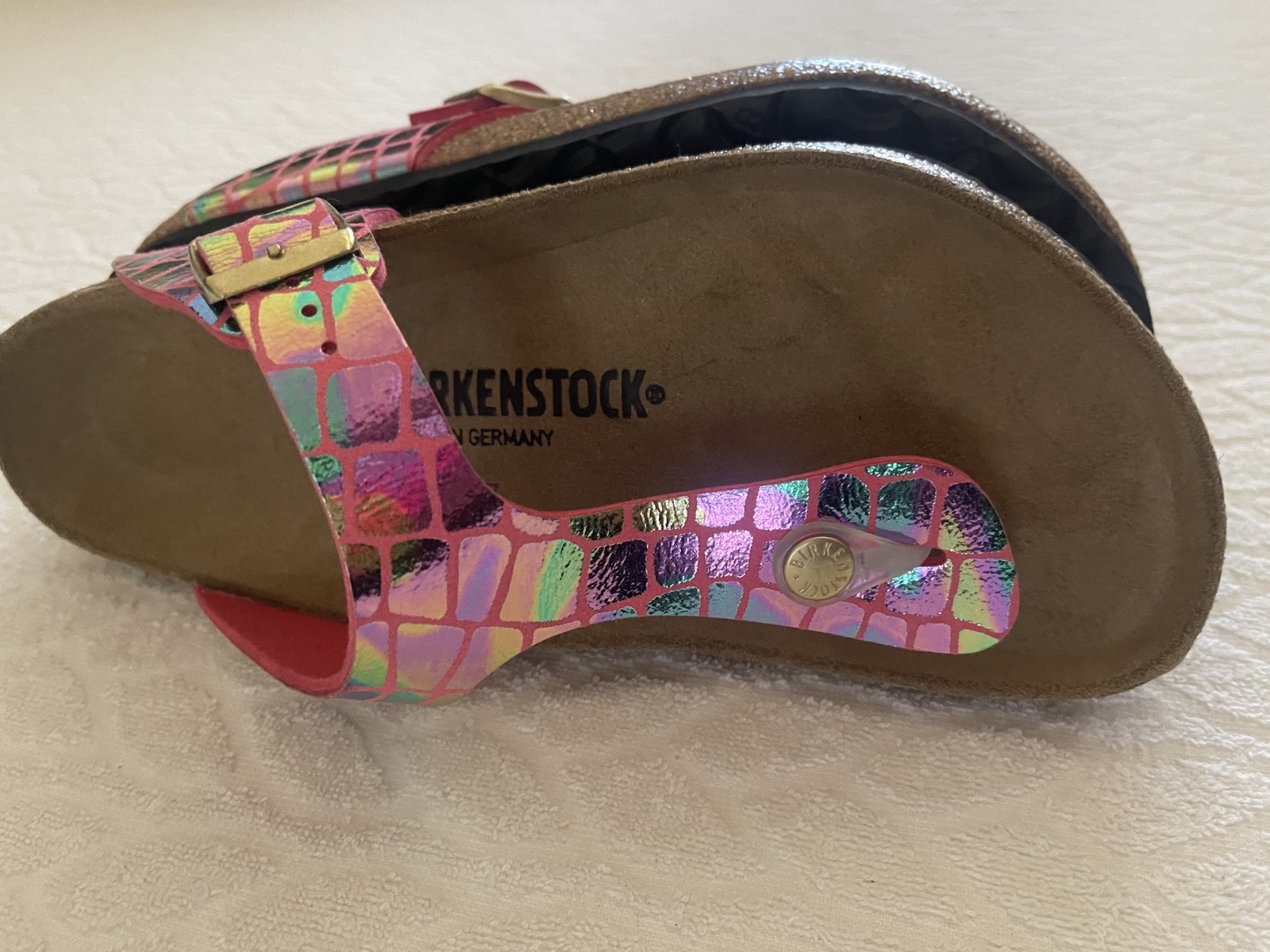 BIRKENSTOCK Sz 41 WOMEN’S TONG VIBRANT-PINK MULTI-COLOR SANDALS
