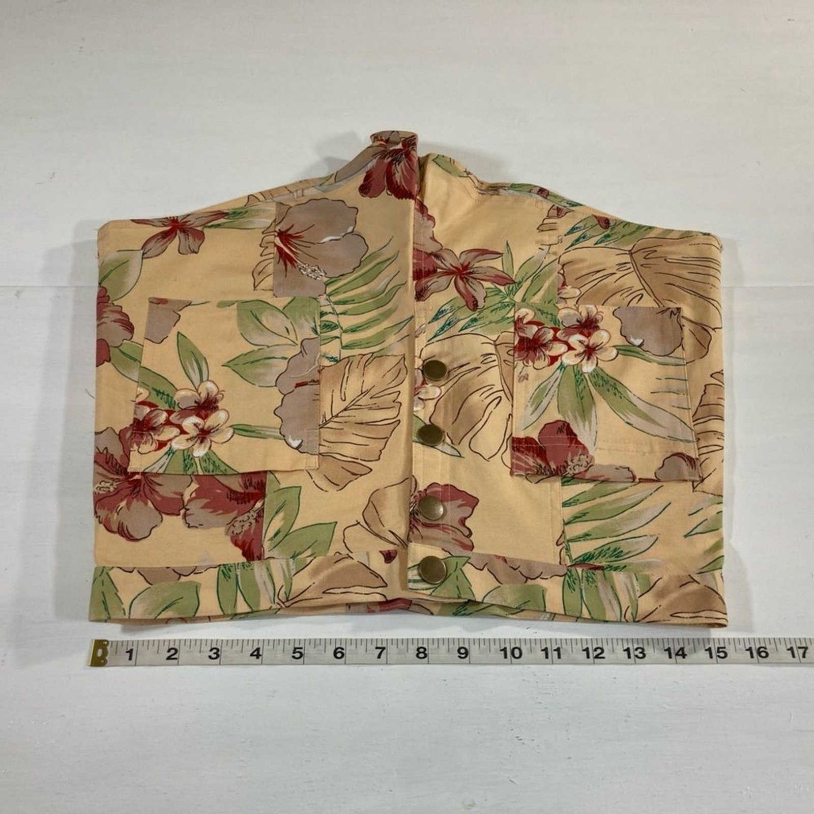 Urban Outfitters Shorts Womens L Beige Floral High Rise Button Boho Cotton