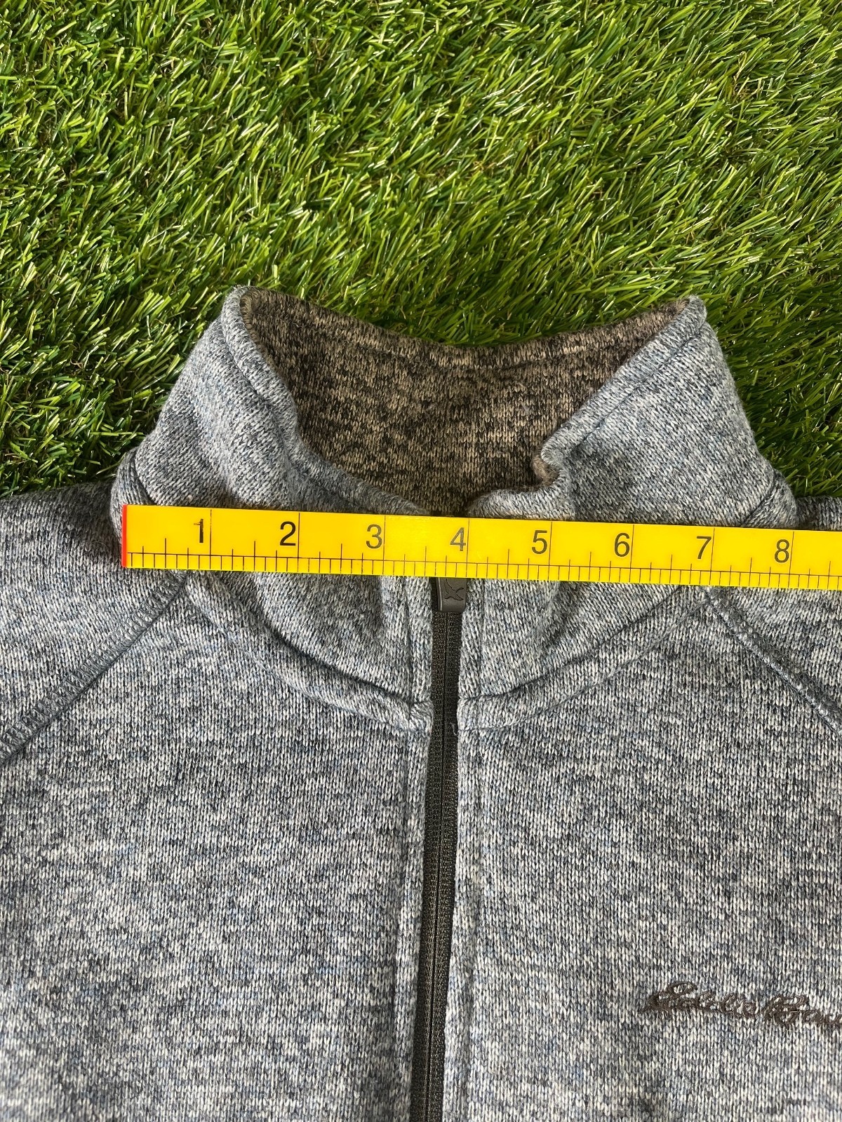 Eddie Bauer Men’s Large Gray Half-Zip Pullover Sweatshirt