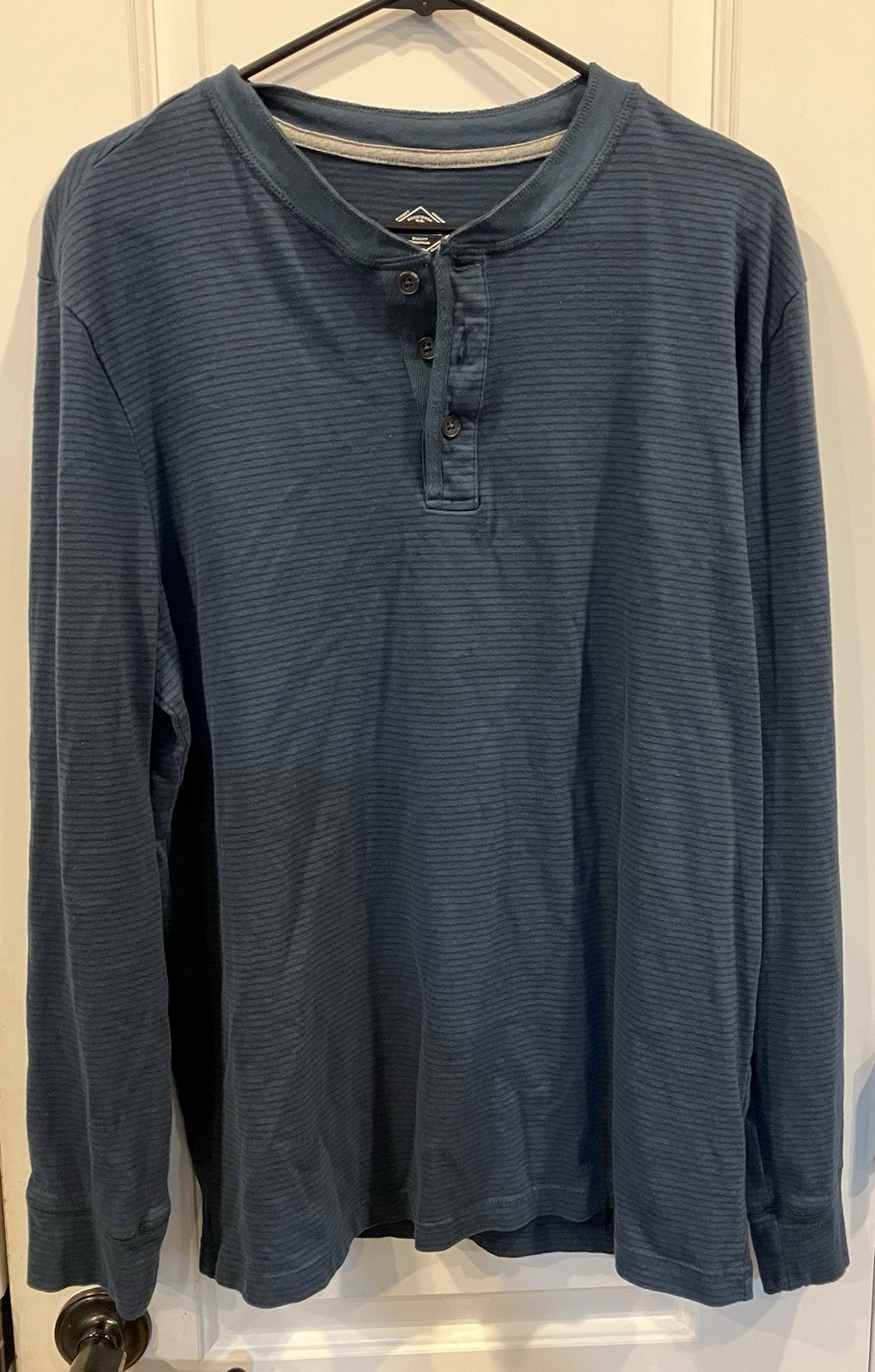 Men’s St Johns Bay Legacy Henley Striped Navy Long Sleeve L