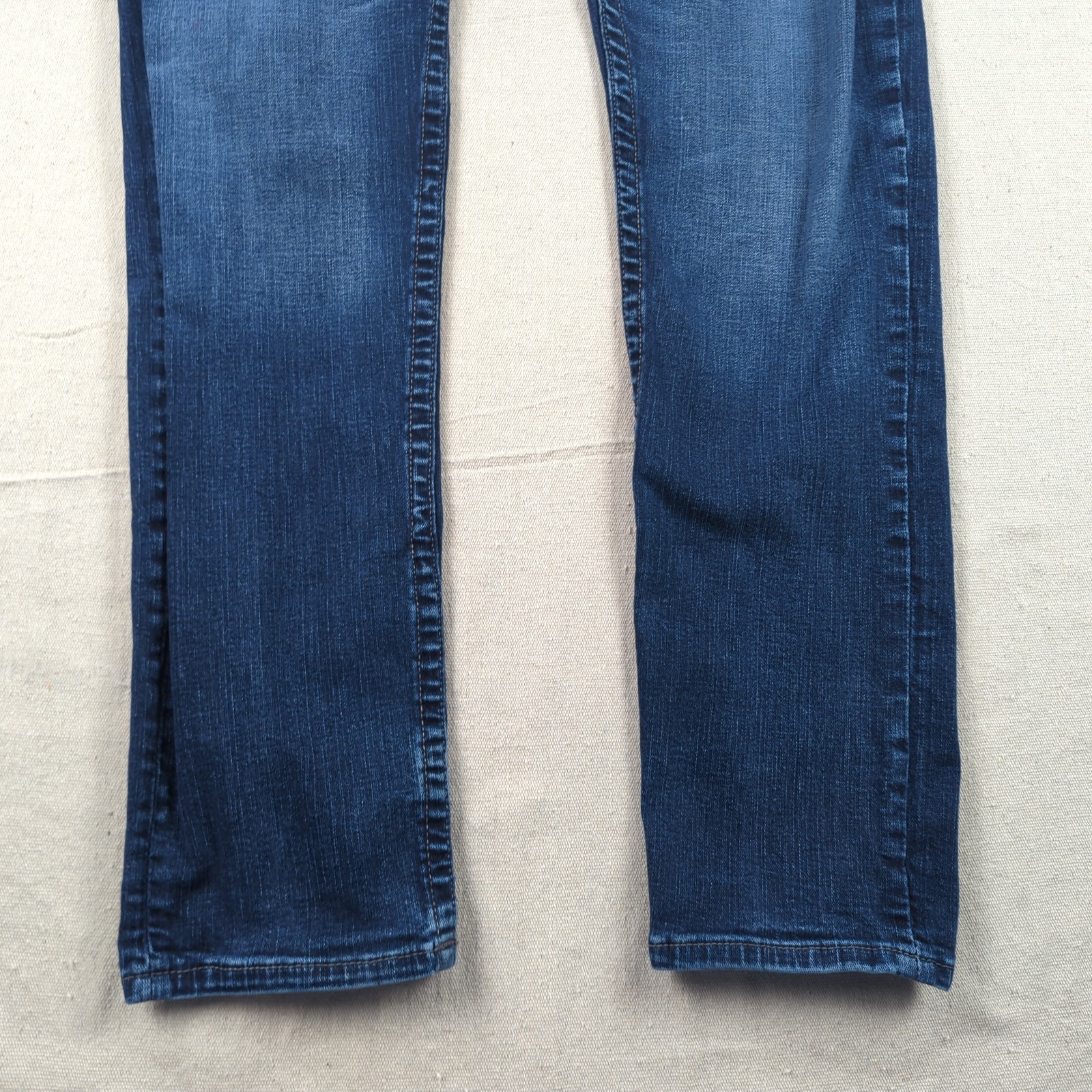 True Religion Jeans Mens 33×31 Blue Rocco Relaxed Skinny Stretch Casual Preppy