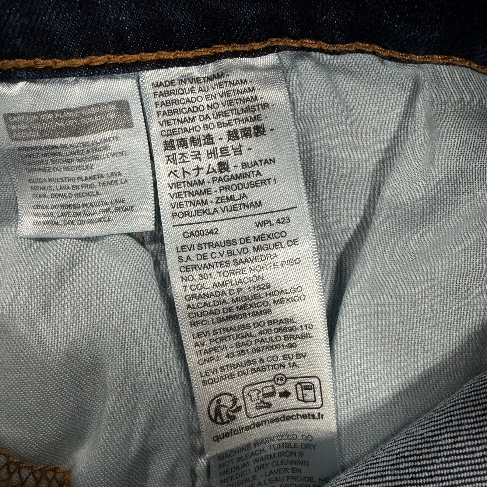NWT Levis Mens 502 Taper Fit Jeans Blue Stretch Denim Zip Fly 34×32 Tapered