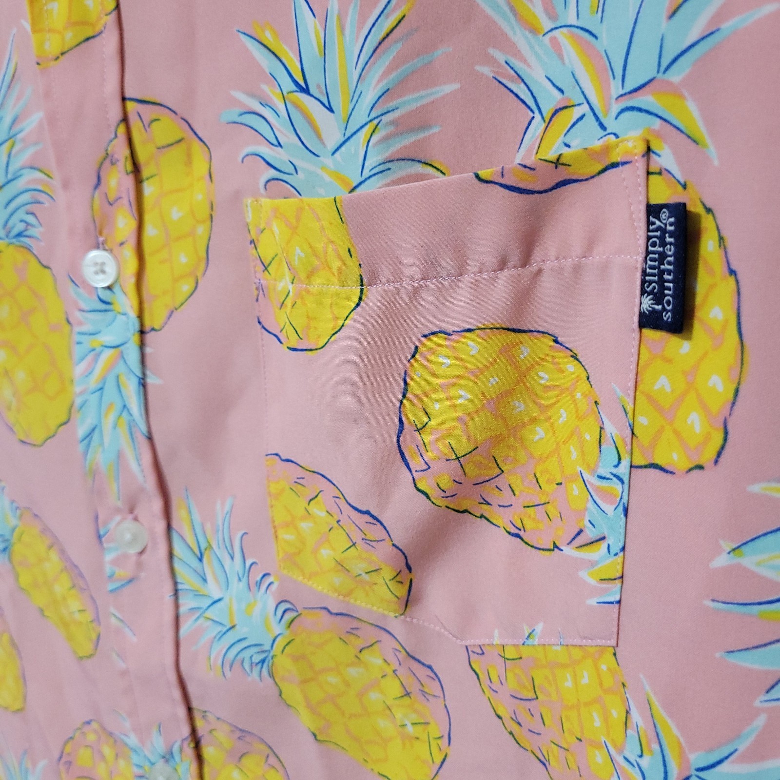 ​Simply Southern Life of the Party Shirt Mens M Pink Pineapple Beach