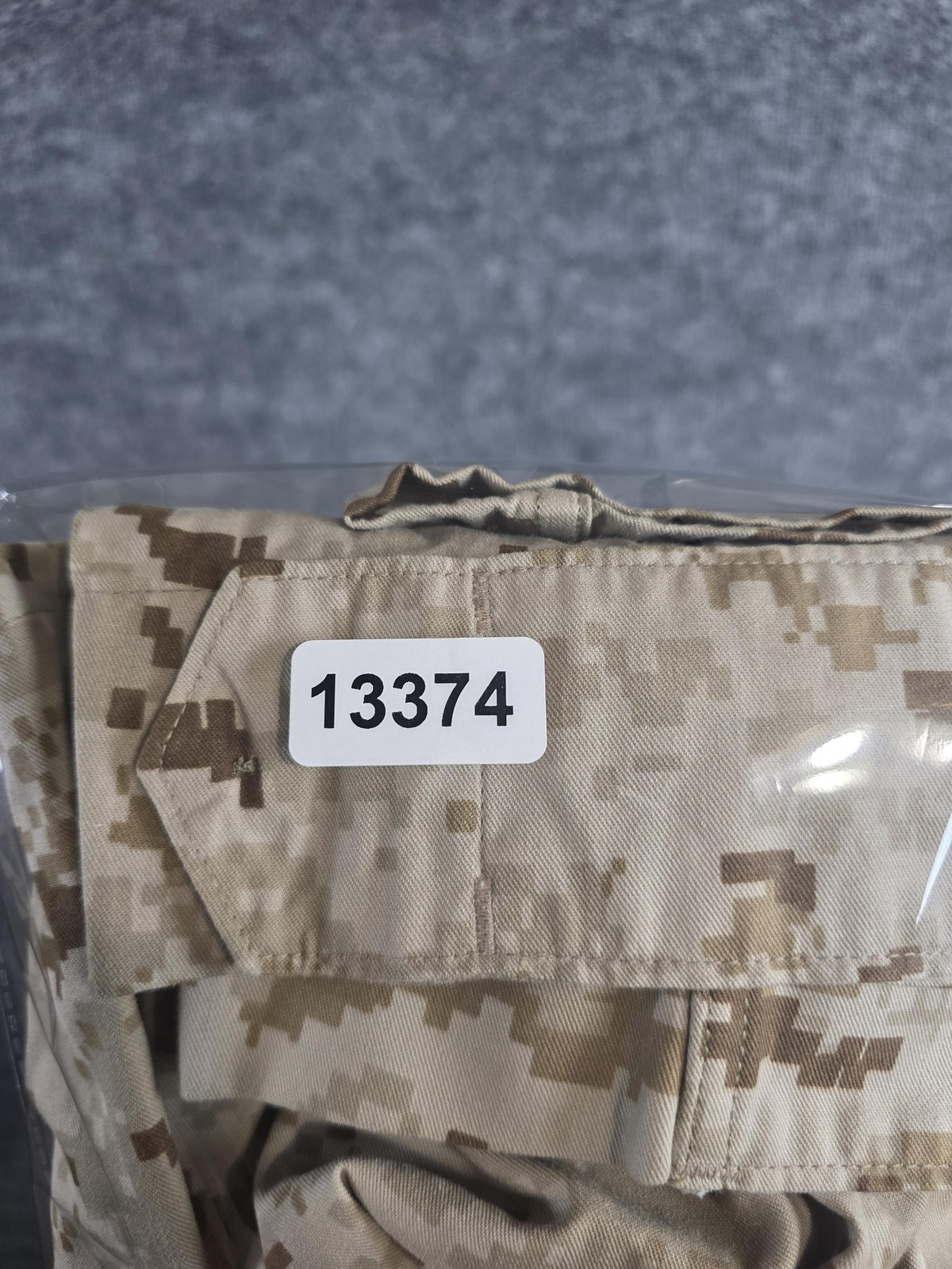 US Marines Shirt Mens Medium Regular Desert MARPAT Camo MCCUU Blouse Tan EGA
