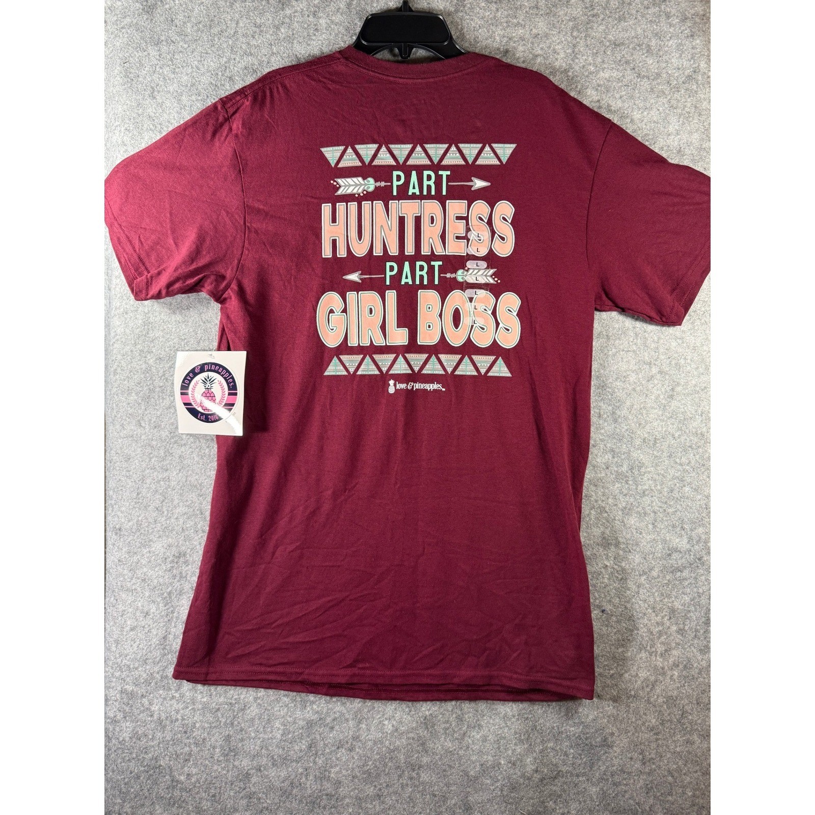 NWT Love & Pineapples Womens Part Huntress Part Girl Boss – T-Shirt Maroon L
