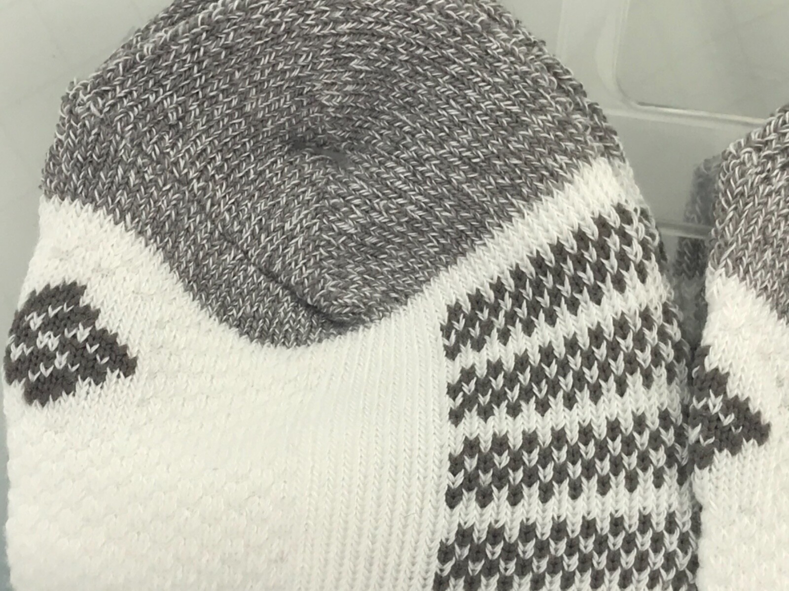 Men’s COLUMBIA Socks, White Quarter Crew Socks, 6 Pack, $36 MSRP 🌲🎒