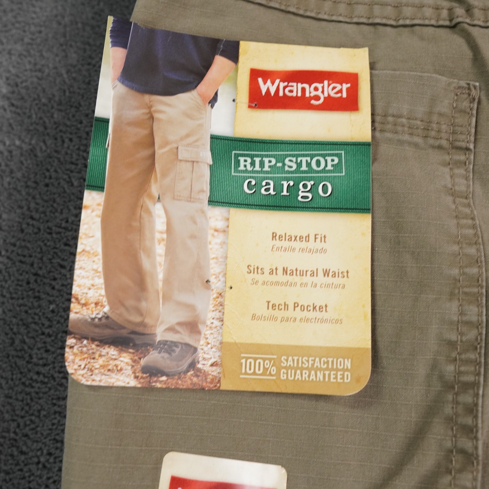 Wrangler Cargo Pants Mens 40×30 Khaki Rip Stop Relaxed Fit Carpenter Work Tech