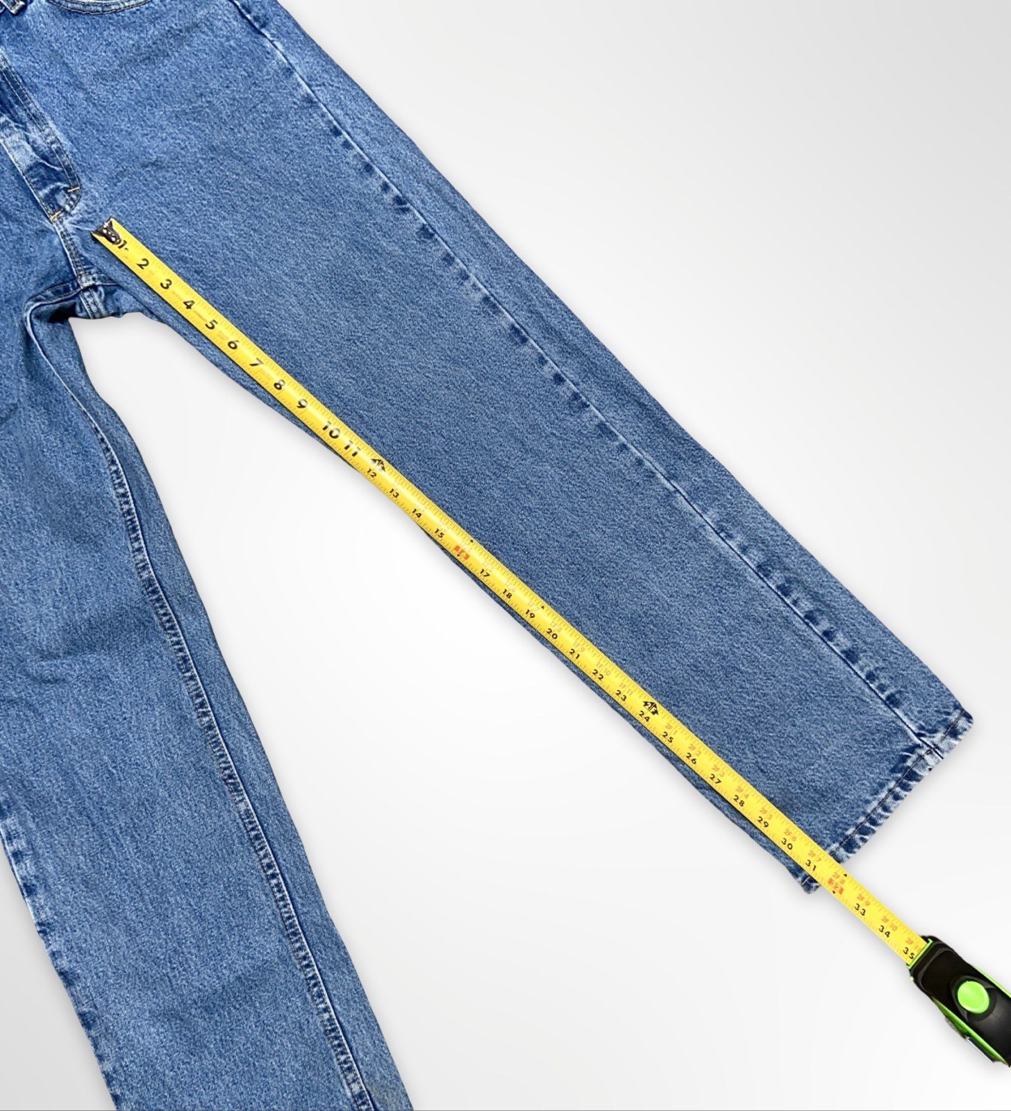 Vintage Lee Can’t Bust Em Jeans – Men’s Size 31×32 – Donut Button Union Made USA