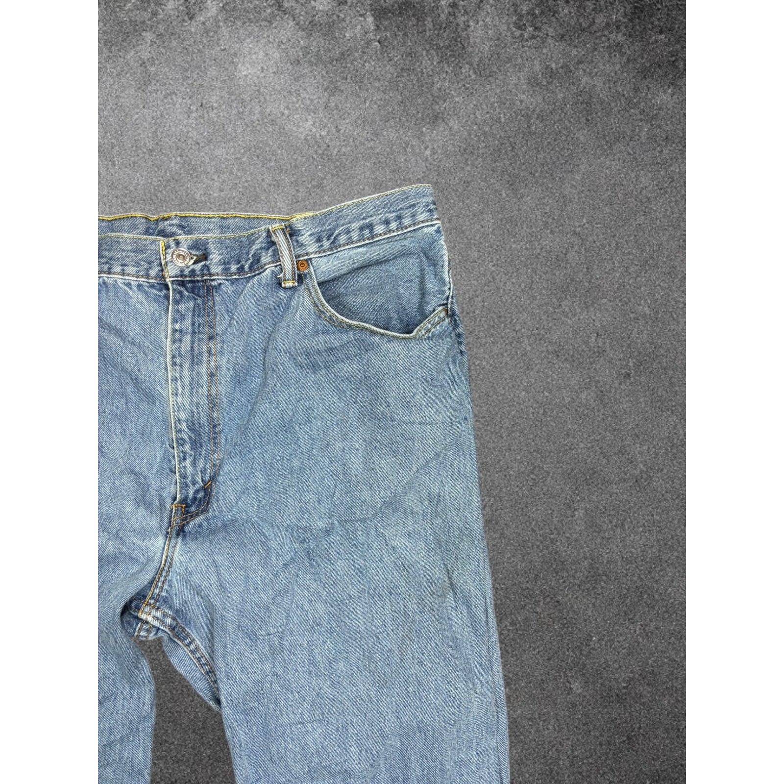 Levis 550 Relaxed Fit Tapered Leg Light Wash Blue Jeans Mens 42×30 00550-4886