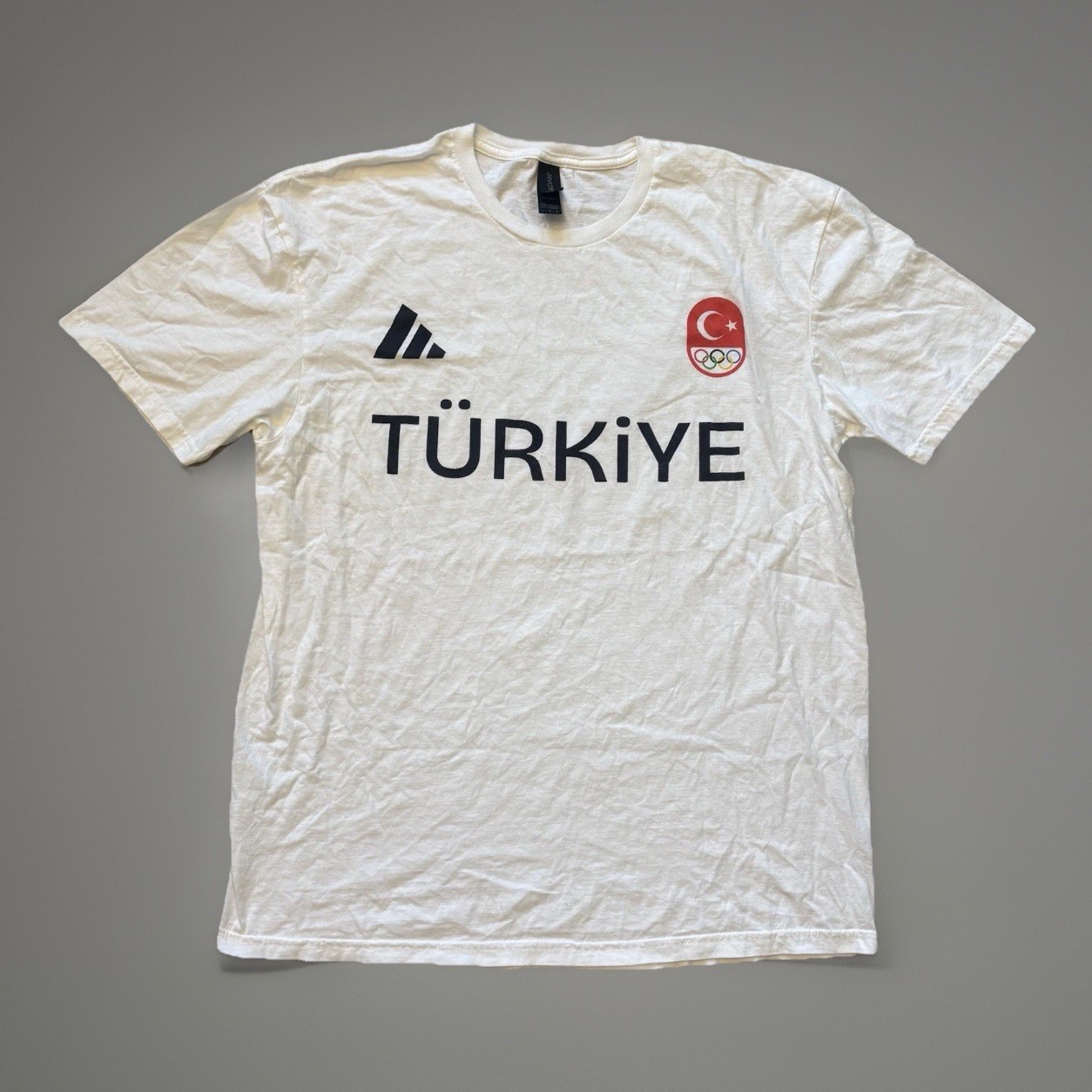 Turkish Shooter Yusuf Dikec 2024 Olympics Turkey Turkiye Uniform Shirt Large
