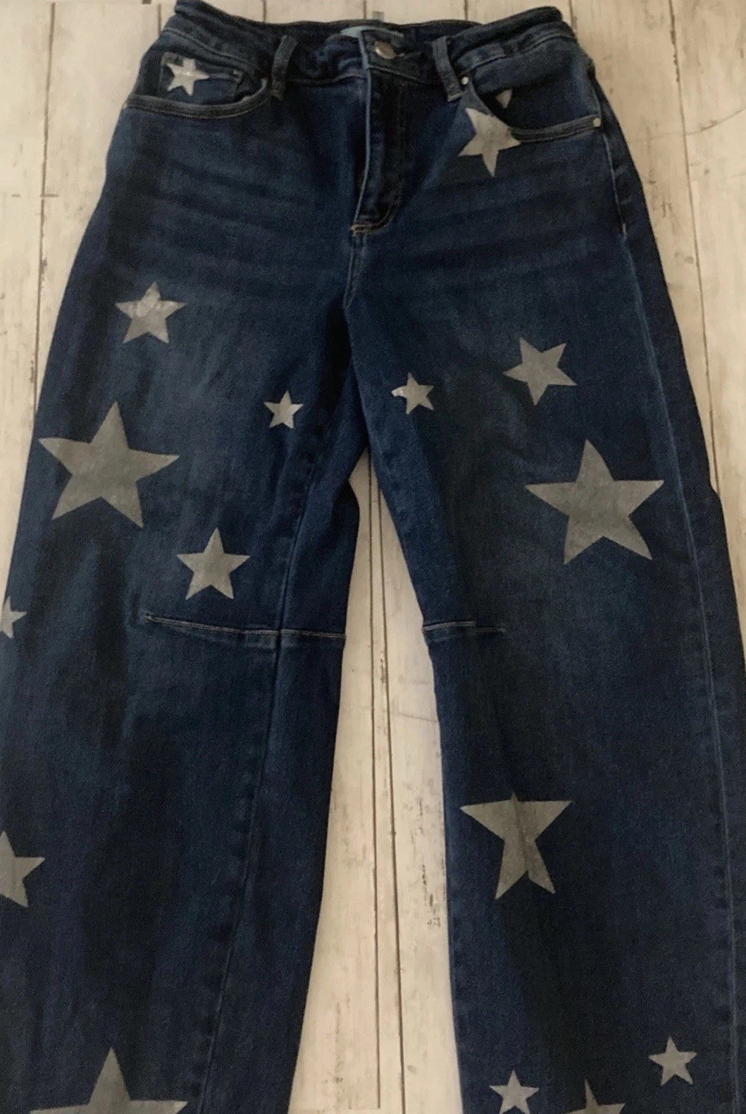 NWOT Risen Womens barrel jeans stars design ⭐️⭐️🤩 -size 5!!