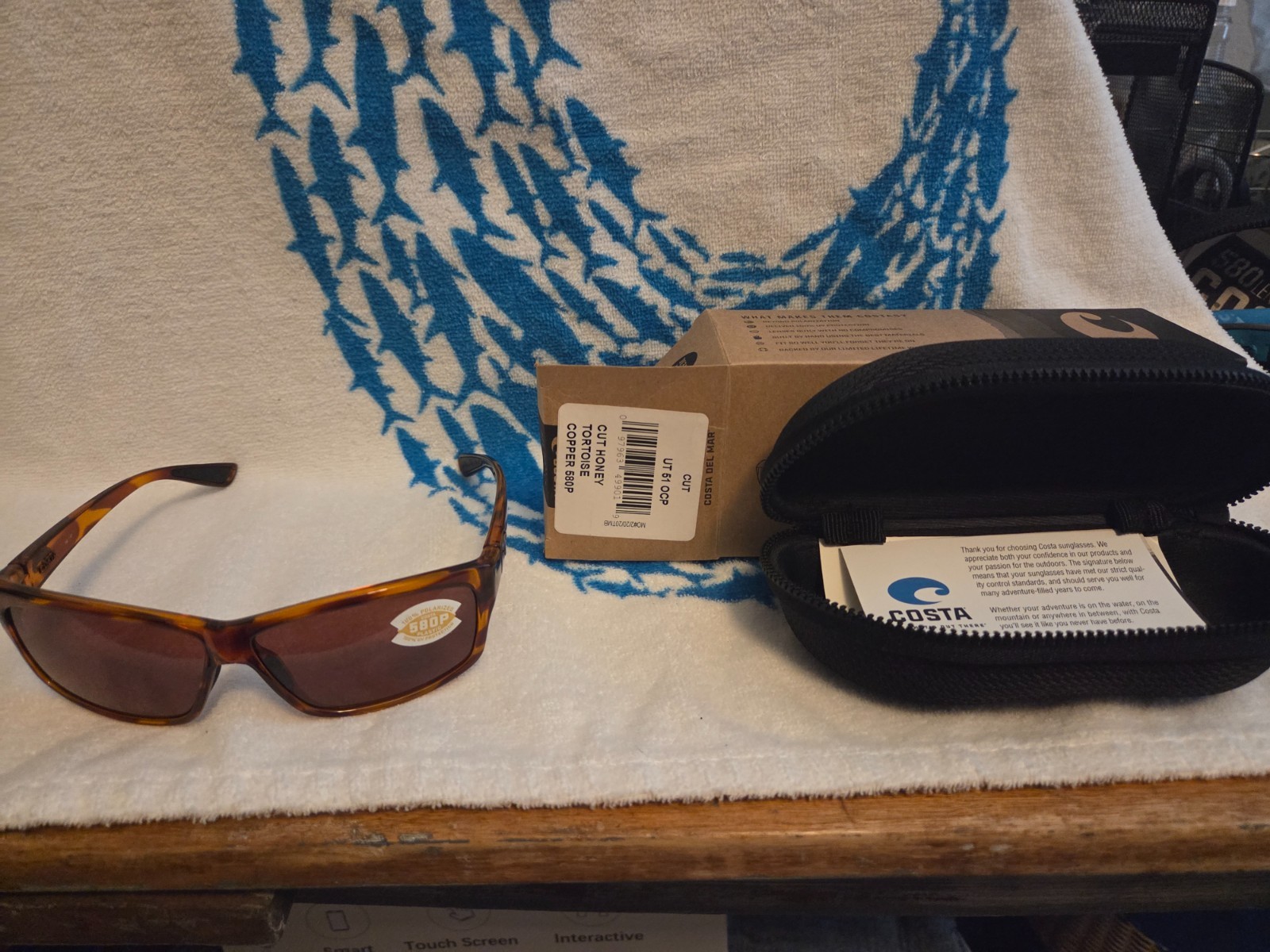 🕶️ Costa Del Mar Cut Sunglasses – Tortoise Frame / Amber 580P Polarized Lenses