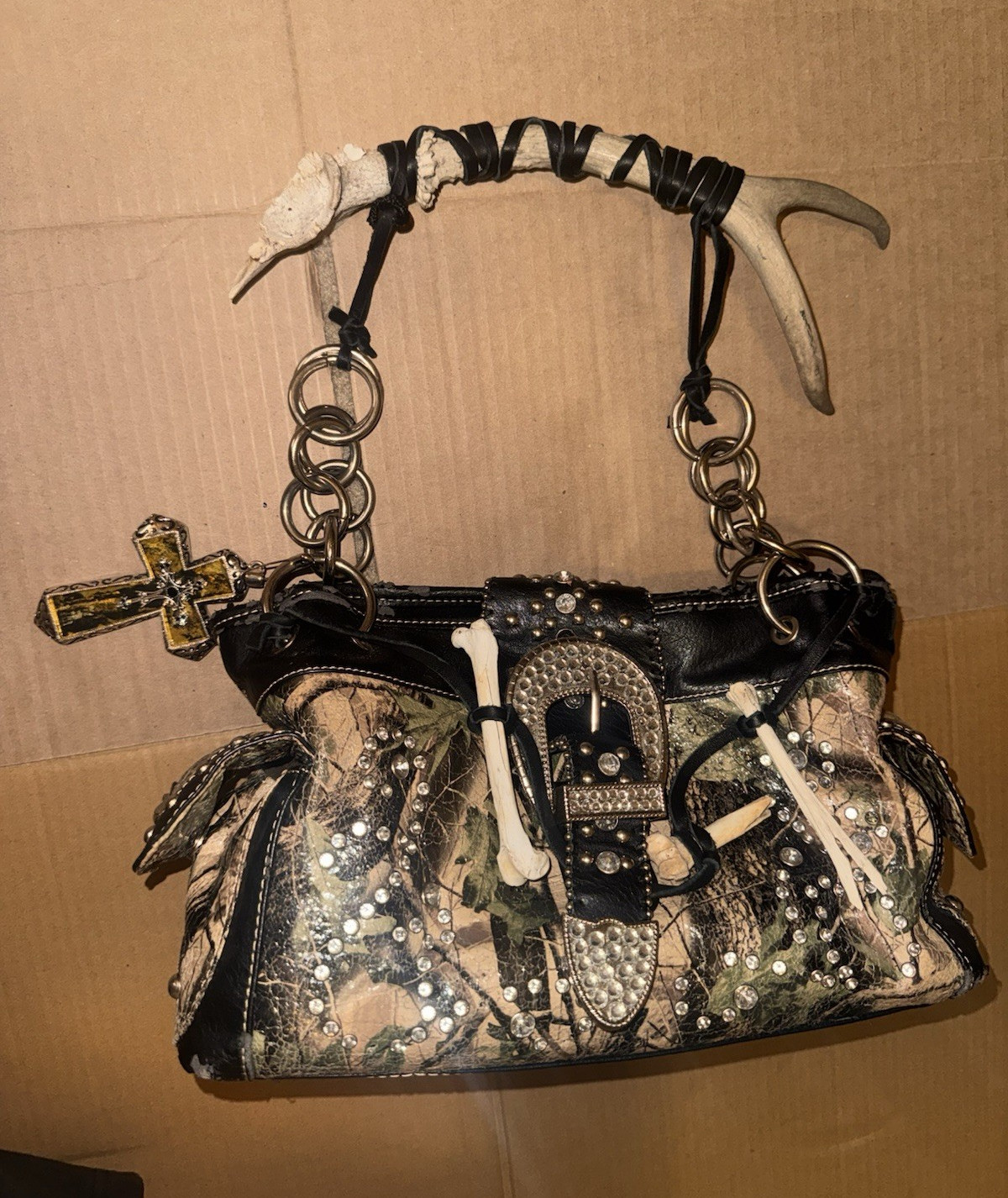 Montana West Camo Studded Western Shoulder Bag w/ Cross Charm Zip Lined Pockets