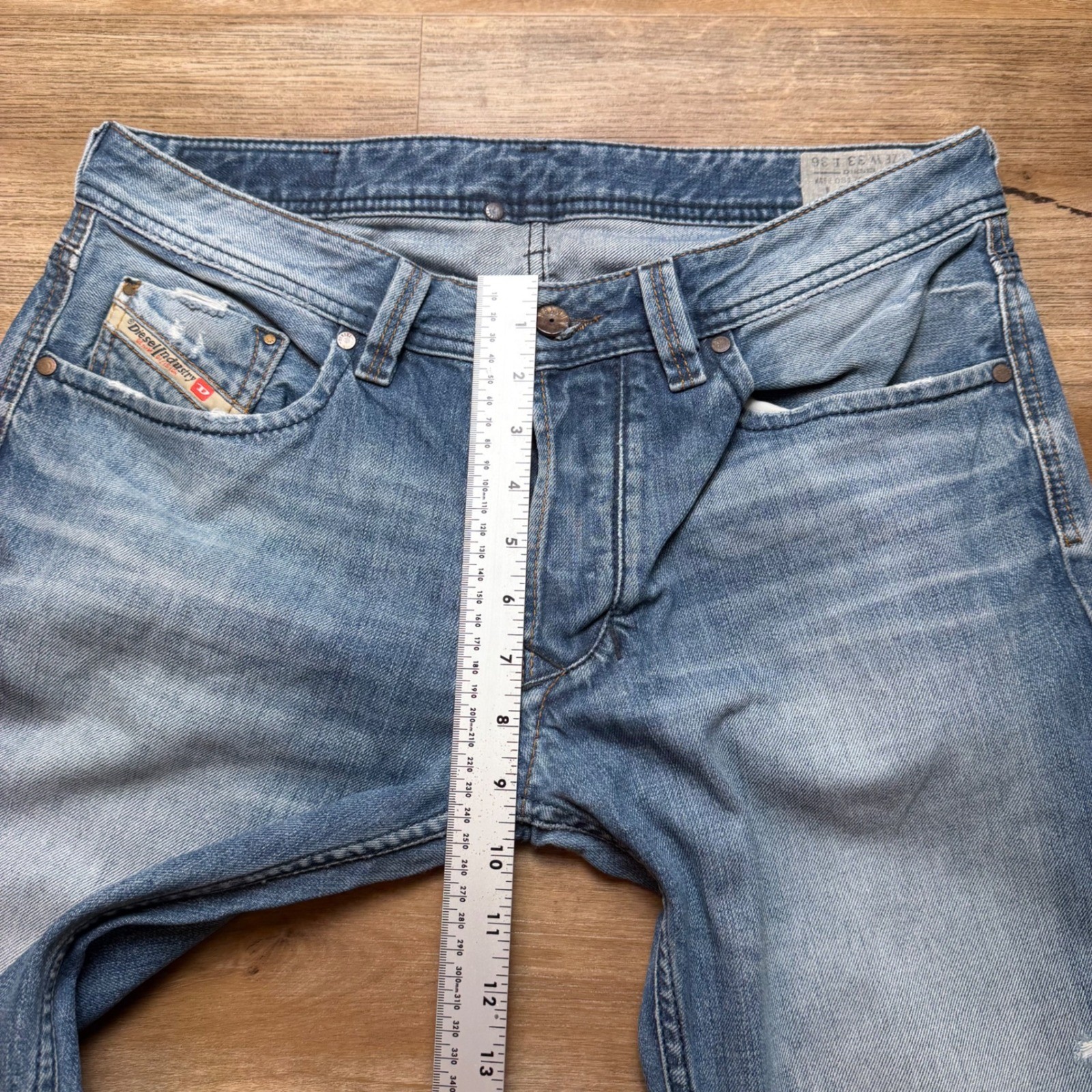 Diesel Larkee Jeans Men 33×36 Blue Regular Straight Leg Wash 0817C Button Fly