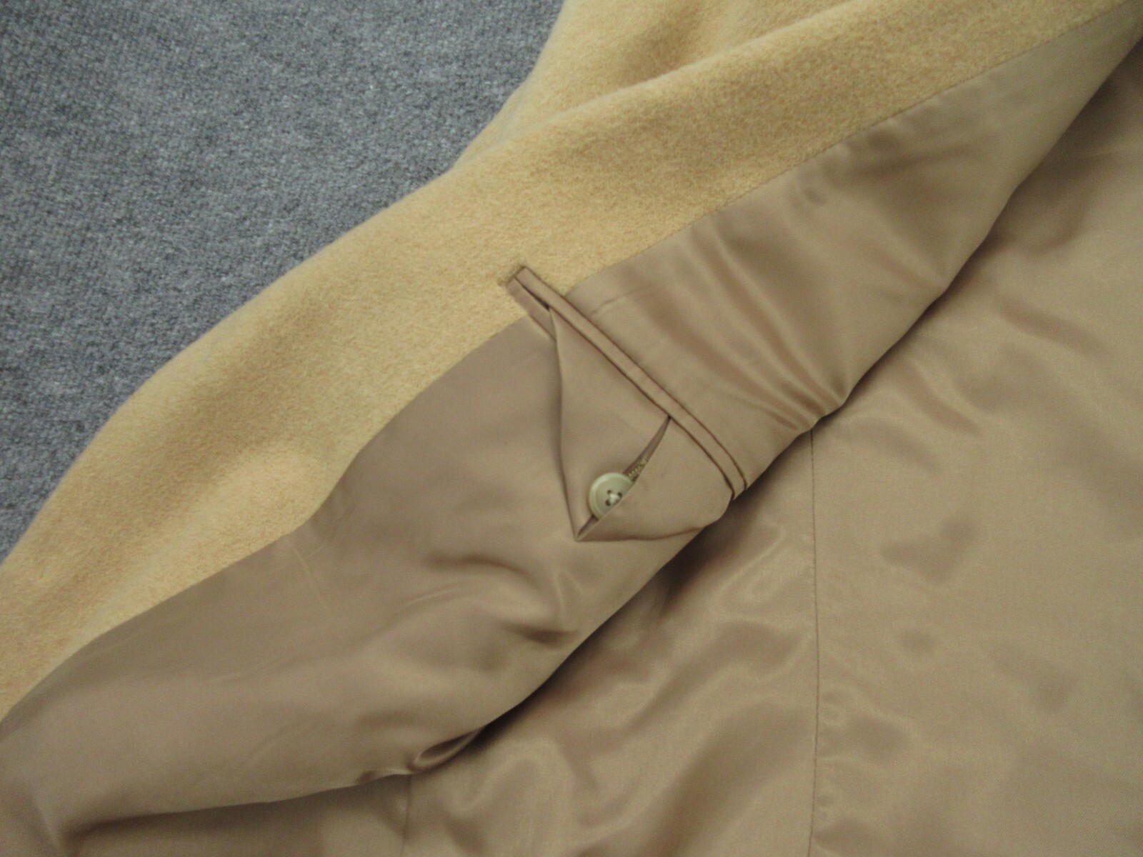 Ralph Lauren Chaps Sport Jacket Mens 42R Brown Camel Hair Single Vented Adult