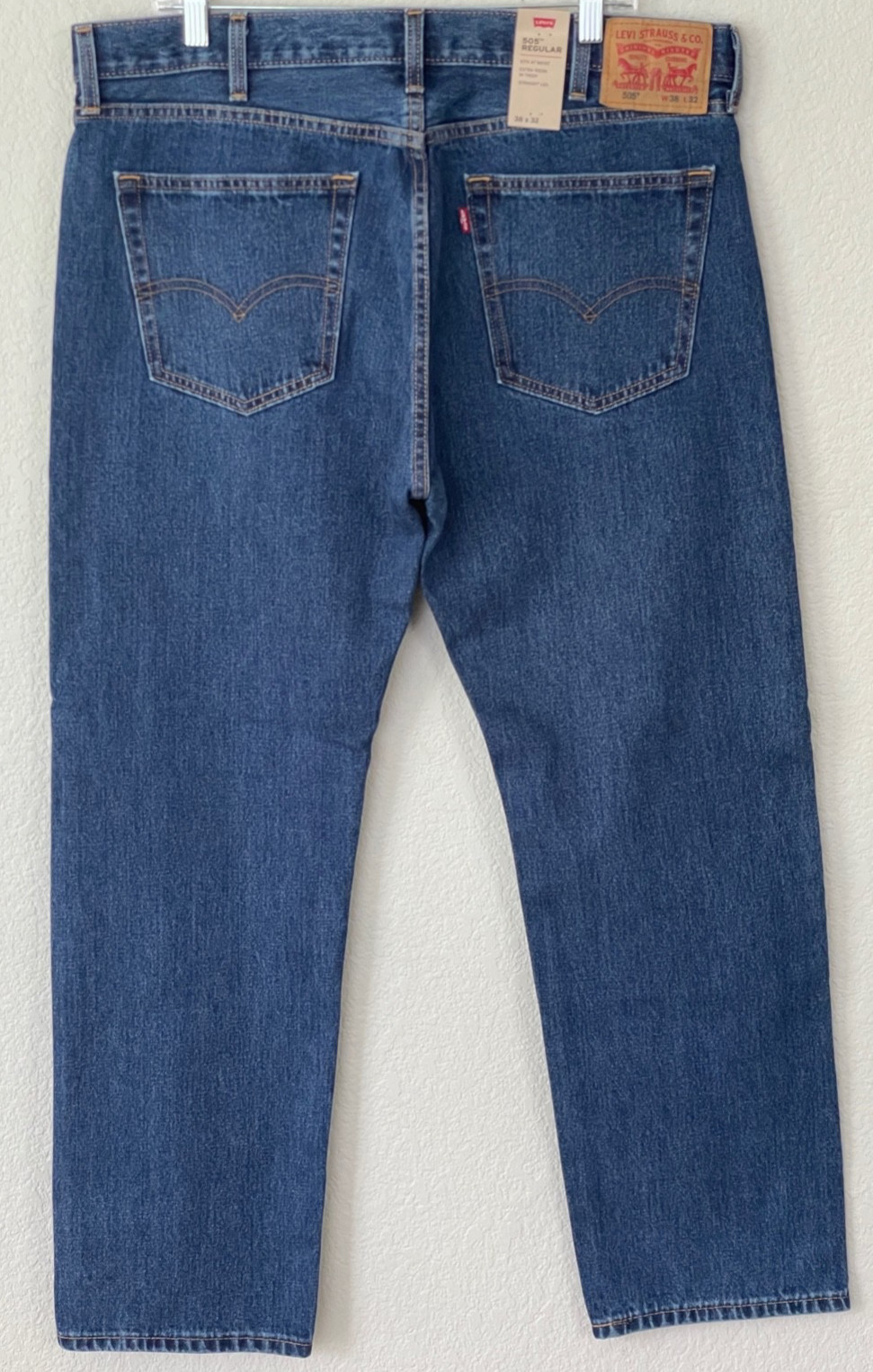 NWT LEVI’S 505 Regular Fit Blue Denim Jeans Men’s Tagged 38/32 ( 37×30 3/4 )