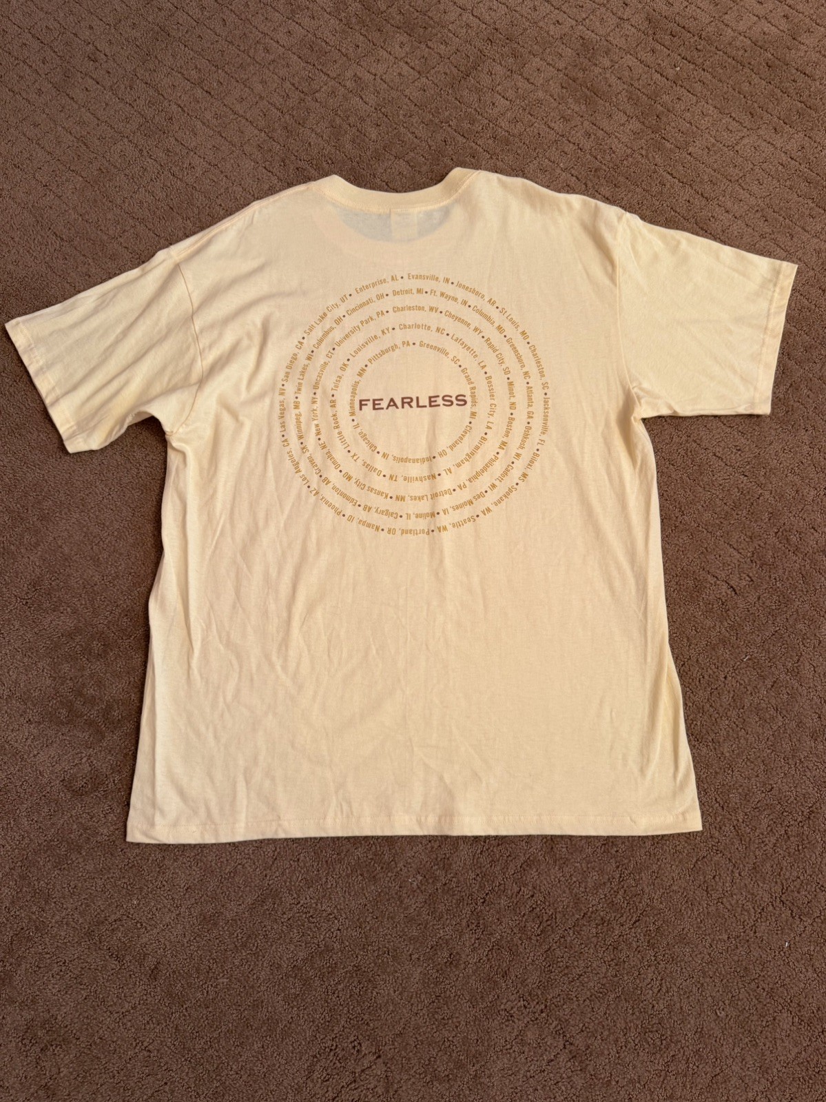 Taylor Swift Fearless Original Tour T Shirt Size XL Double-Sided Yellow 2008
