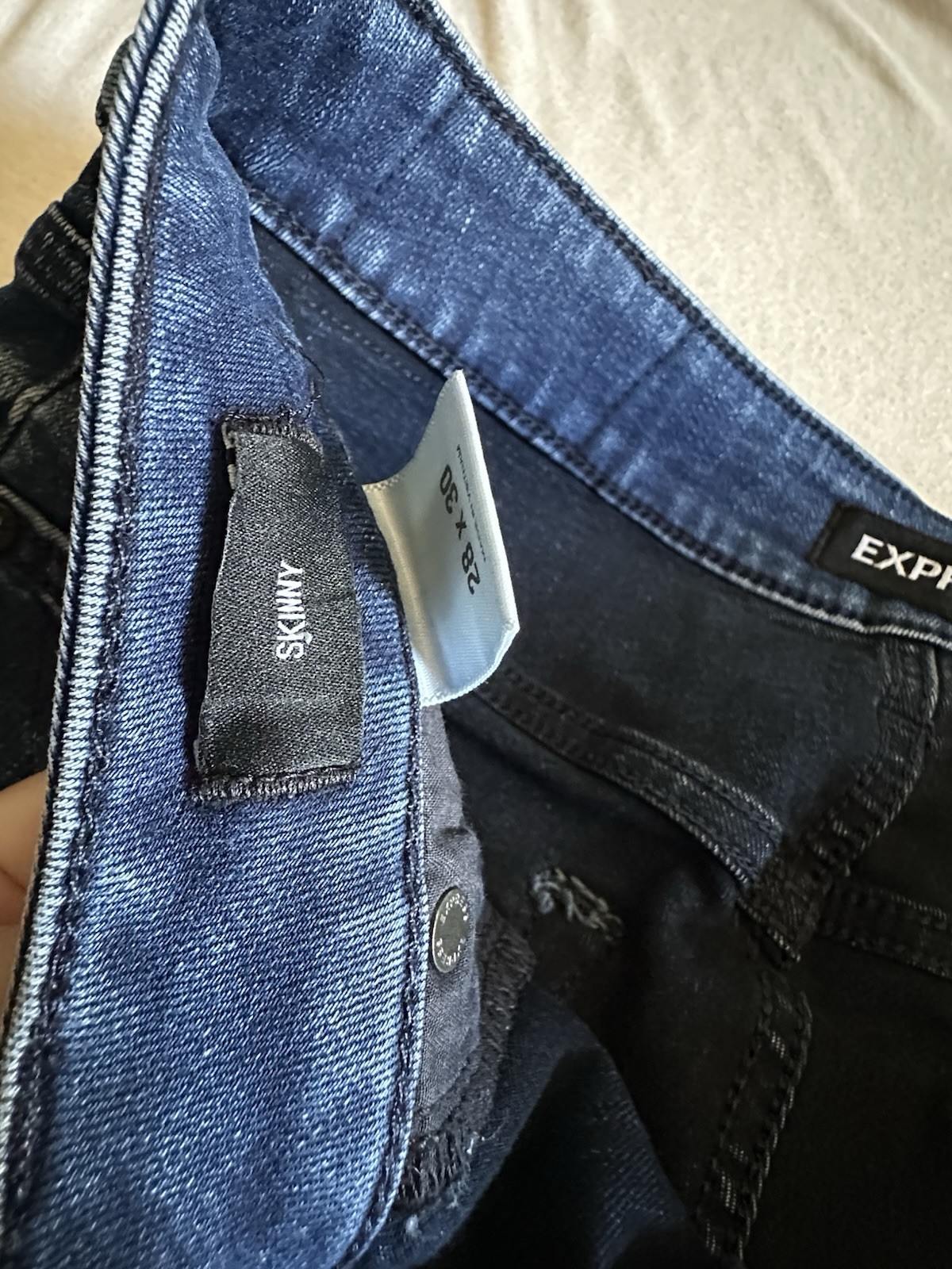 Express Women’s Skinny Jeans Dark Wash Blue Denim Slim Fit 5-Pocket Button