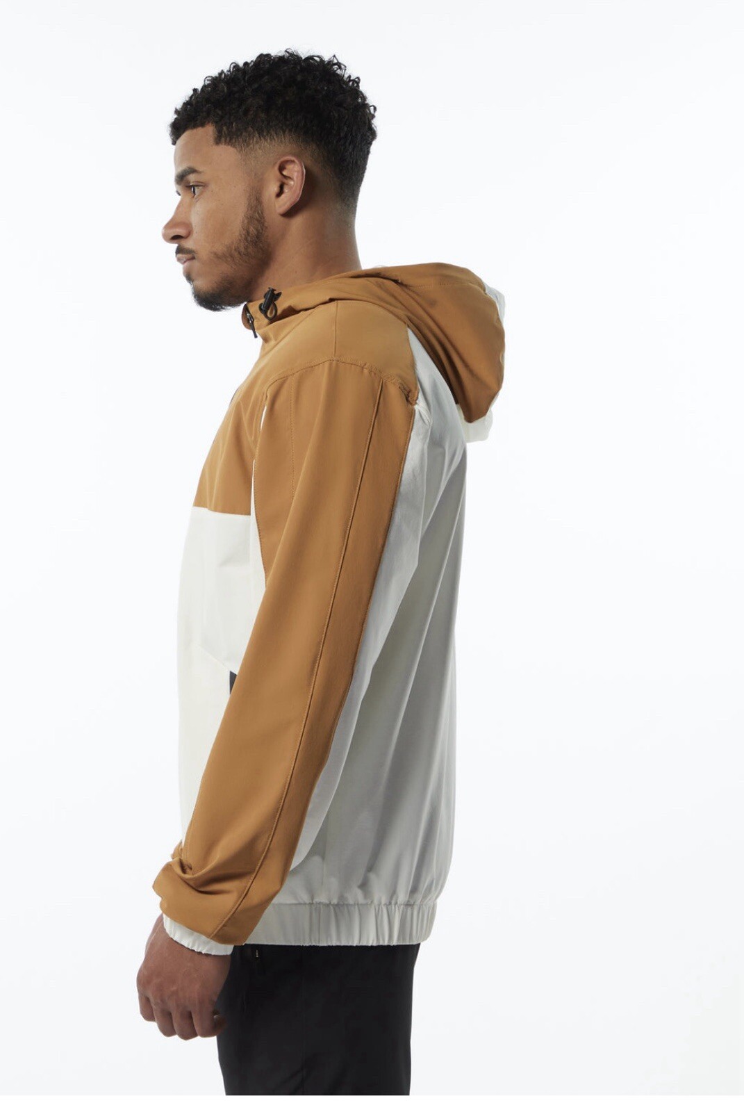 Alphalete Men’s Exp Tech Windbreaker- Chestnut Cream , Size XL