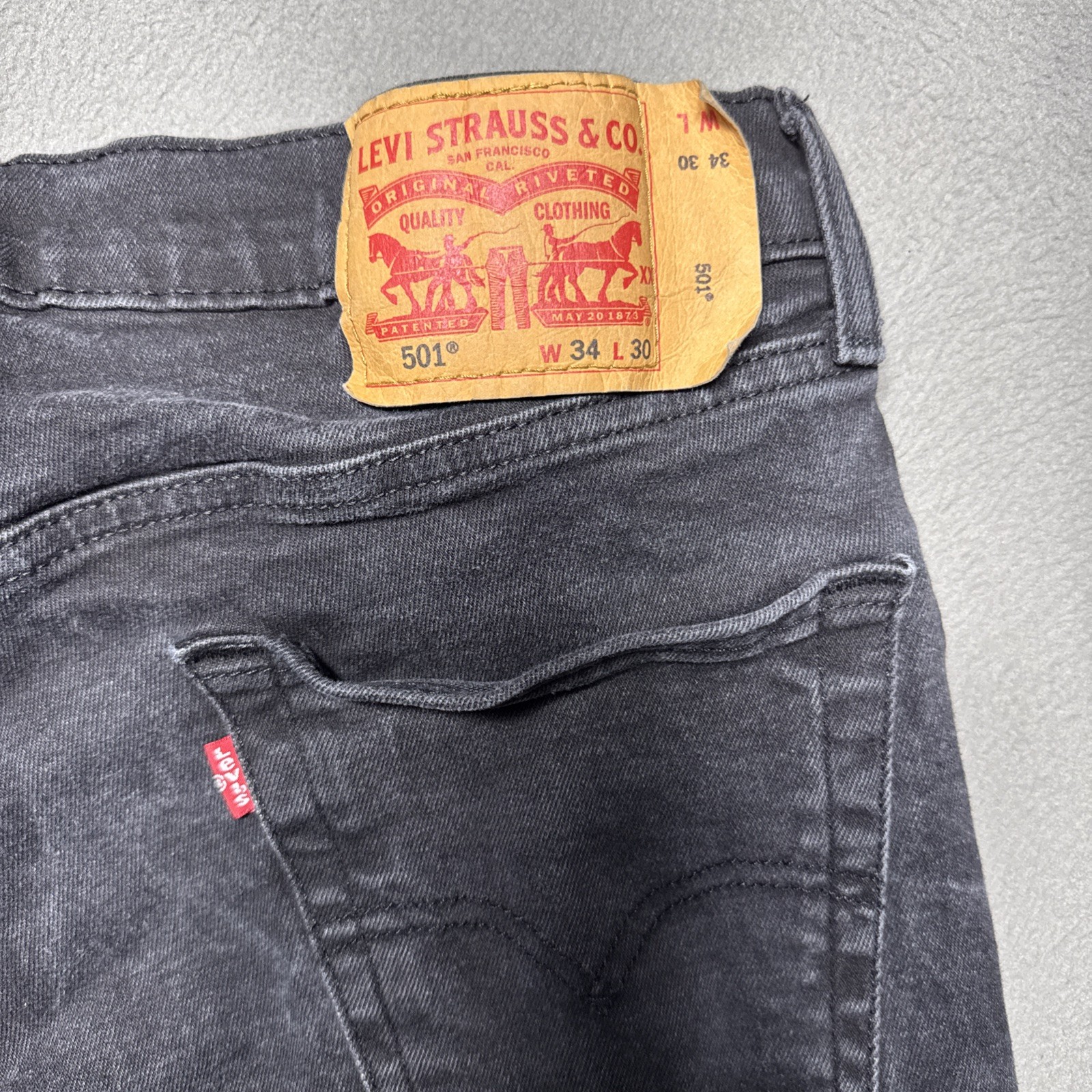 Levis 501 Jeans Men 34×30 (32×29) Black Straight Faded Distressed Gothic Denim
