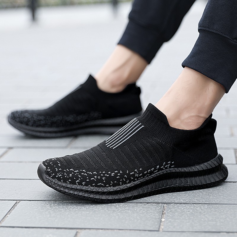 Men’s Slip-On Sneakers Breathable Lightweight Walking Shoes Non-Slip Comfort