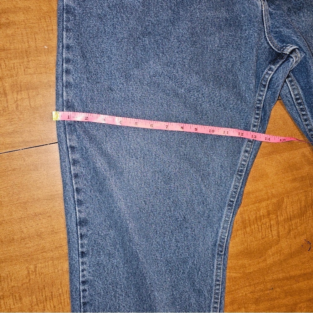 Wrangler Mens Jeans Size 42×32 Relaxed Fit High Rise Medium Wash Blue Denim mj4b