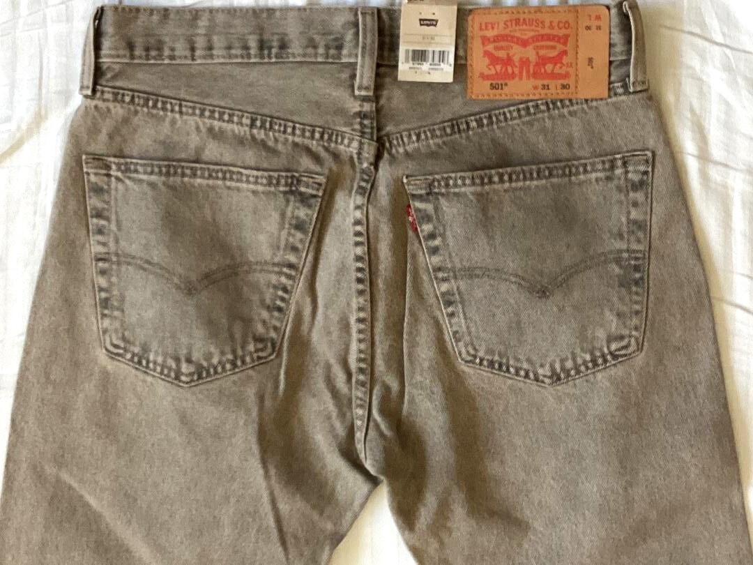 Levi’s 501 ORIGINAL FIT BUTTON FLY 3613 Beige Size 38×32 Non-Stretch NWT $80