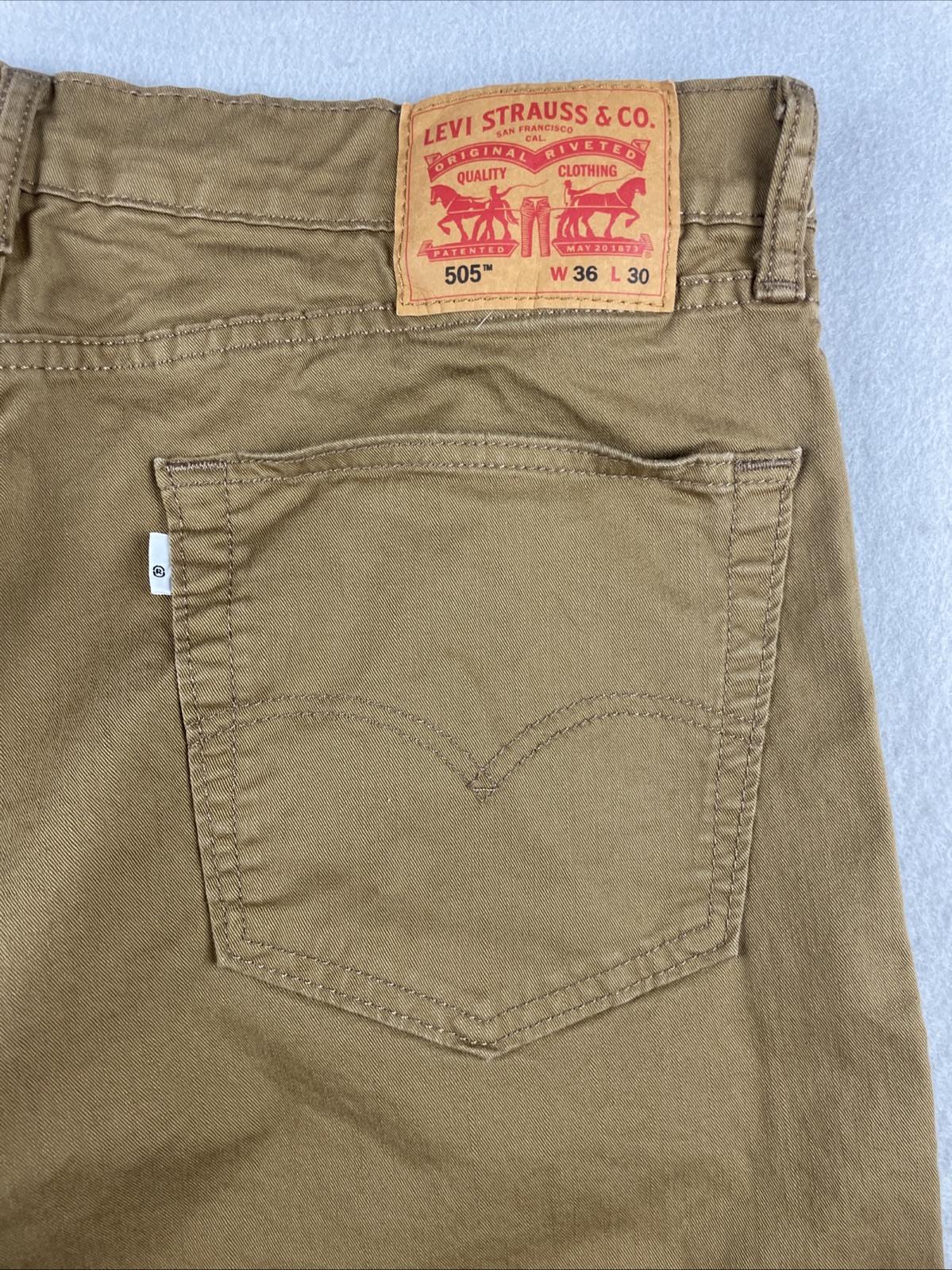 Levi’s 505 Men’s 35×30 Straight Fit Stretch Slub Twill Jeans Color Caraway Tan