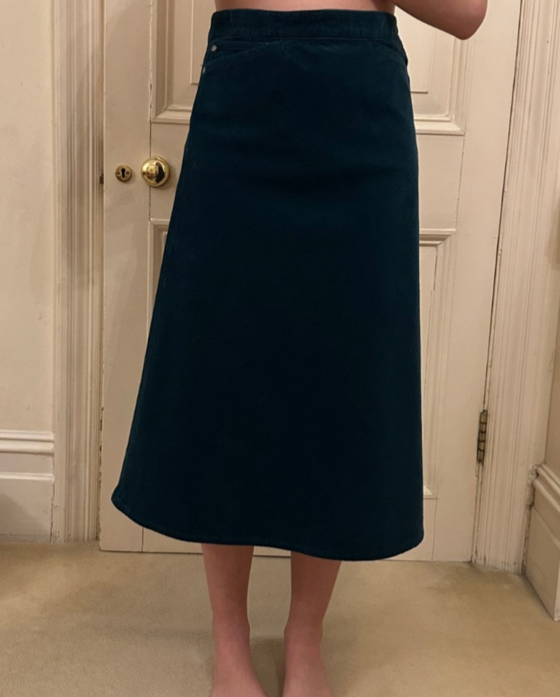 Uniqlo U corduroy midi A-line skirt 26in /fits 24-25in excellent turquoise green