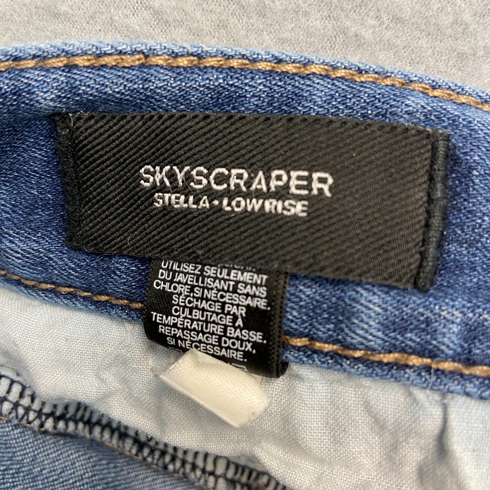 Express Mens Blue Denim Skyscraper Stella Low Rise Bootcut Jeans No Size Tag