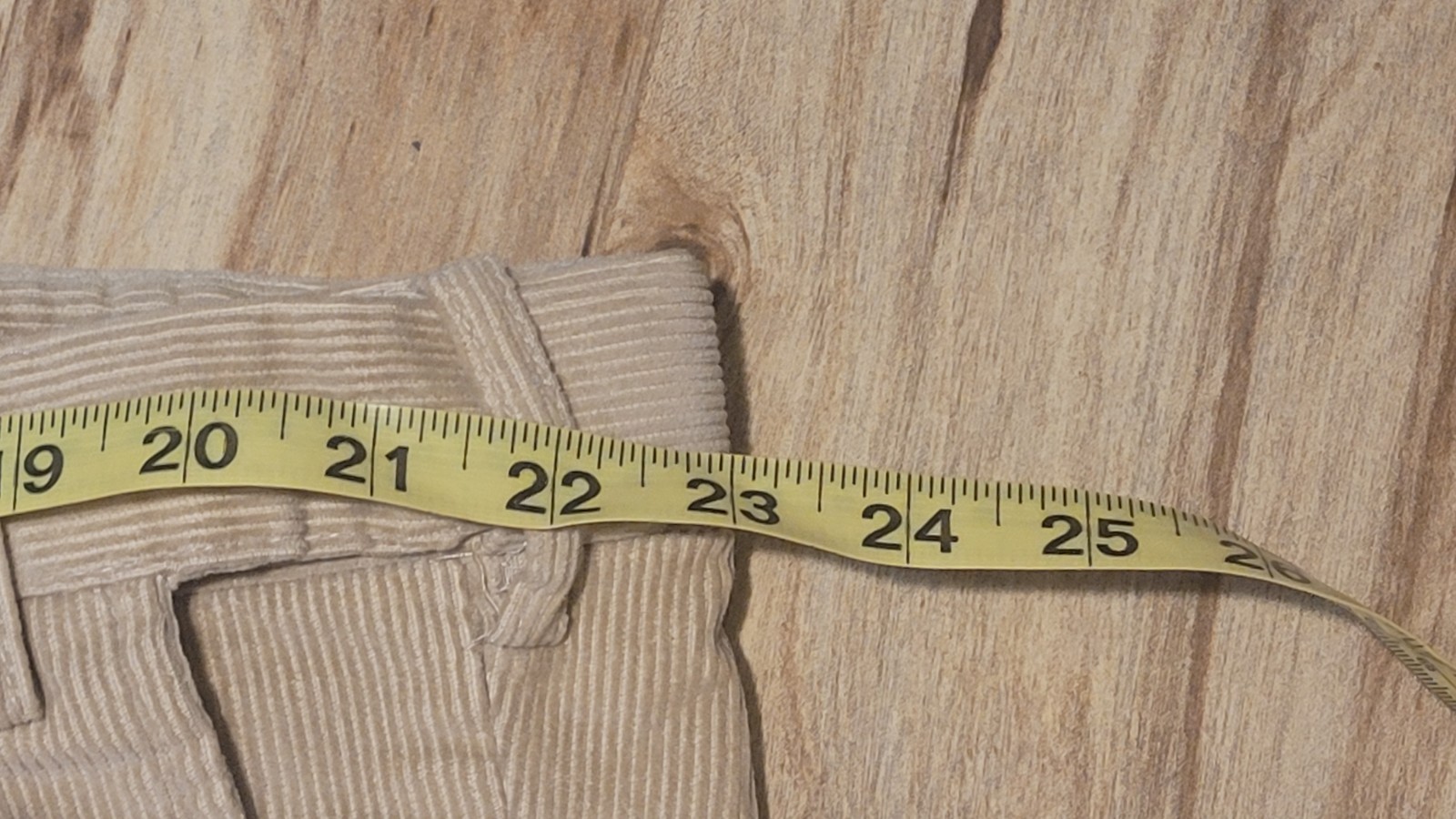 NEW IZOD 46 x 29 CORDUROY TAN PANTS PLEATED EXTENDED WAIST 100% COTTON