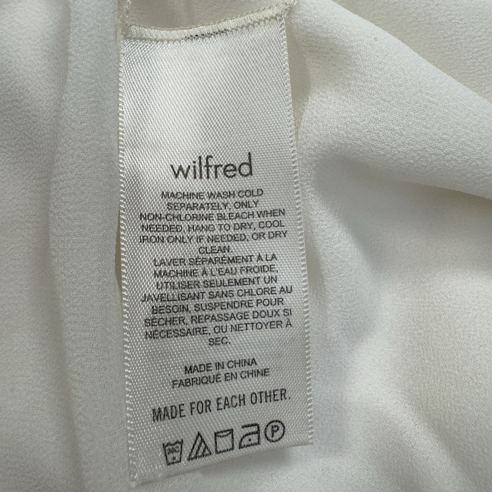 Wilfred Aritzia 2XS Ivory Smocked Ruffle Blouse Lace-Up Cottagecore Romantic