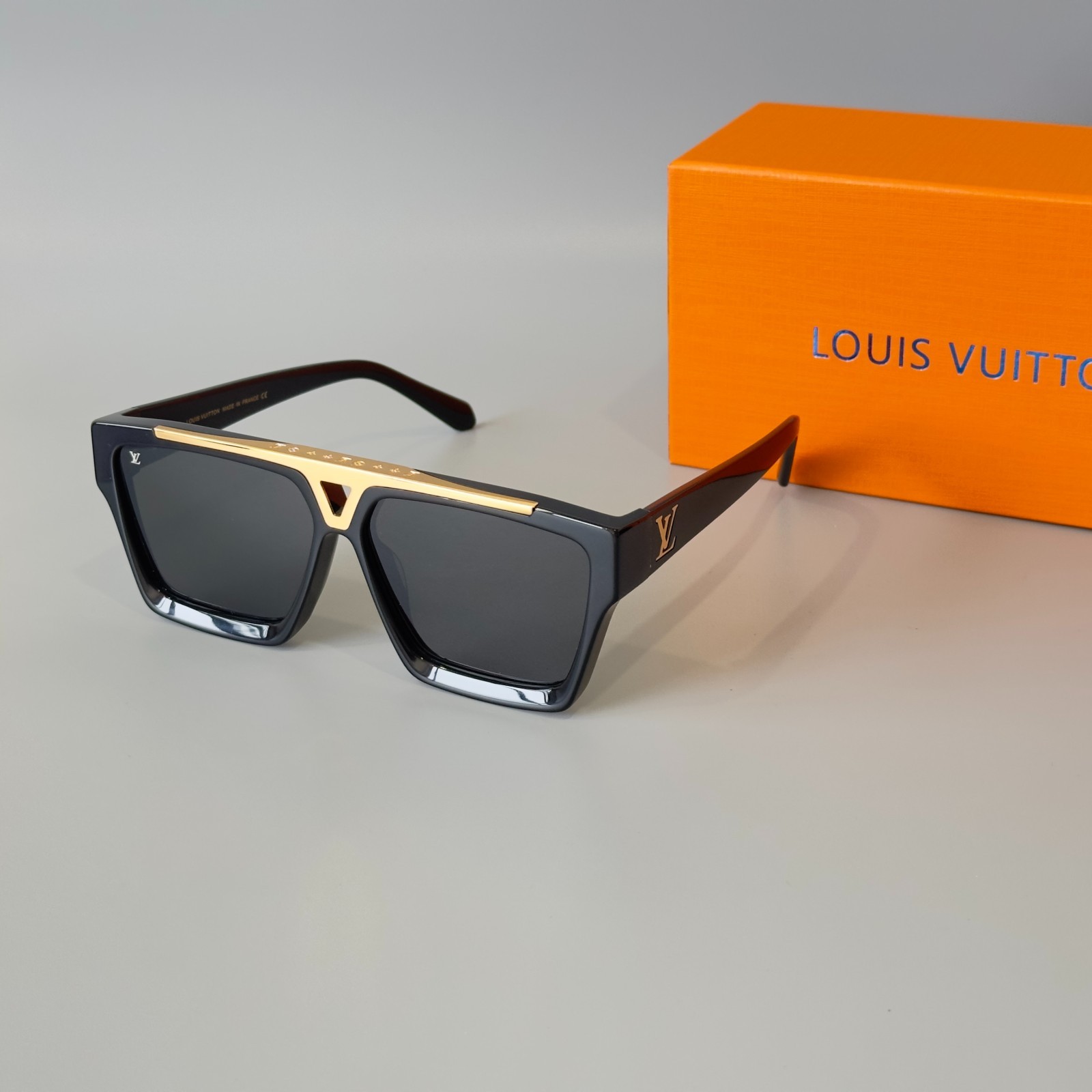 Louis Vuitton Z1502E 1.1 Evidence Sunglasses Black/Gold Authentic