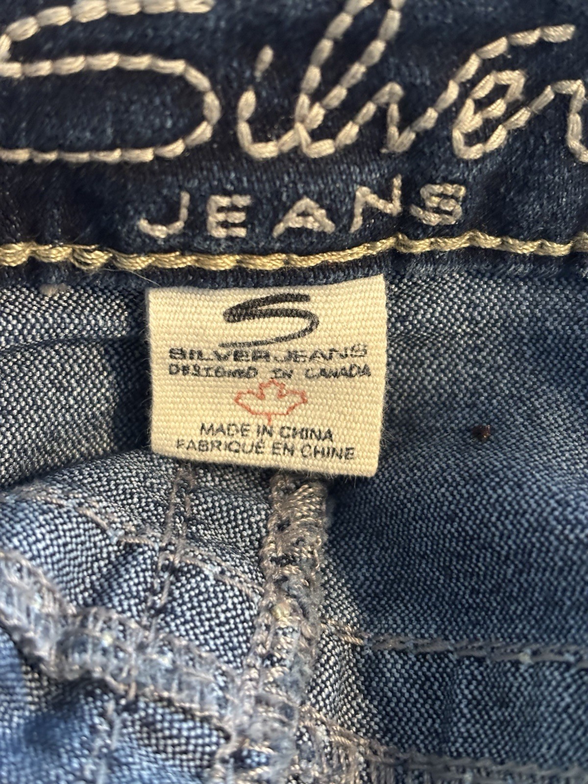 Silver Jeans Co Suki Capri Plus Size 20 Curvy Mid Rise Dark Wash L9996SAF334
