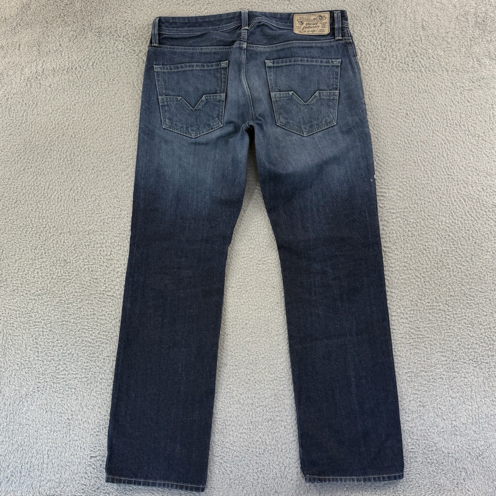 Diesel Larkee Jeans Men’s 34×32 Blue Regular Straight Washed Denim Button Fly