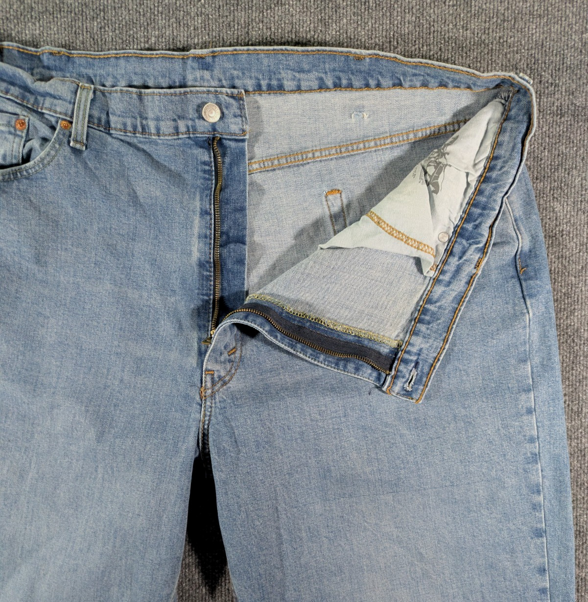 Levi’s 550 Relaxed Fit Men’s Jeans Blue Denim 48×29 (46×28) Comfort Cotton