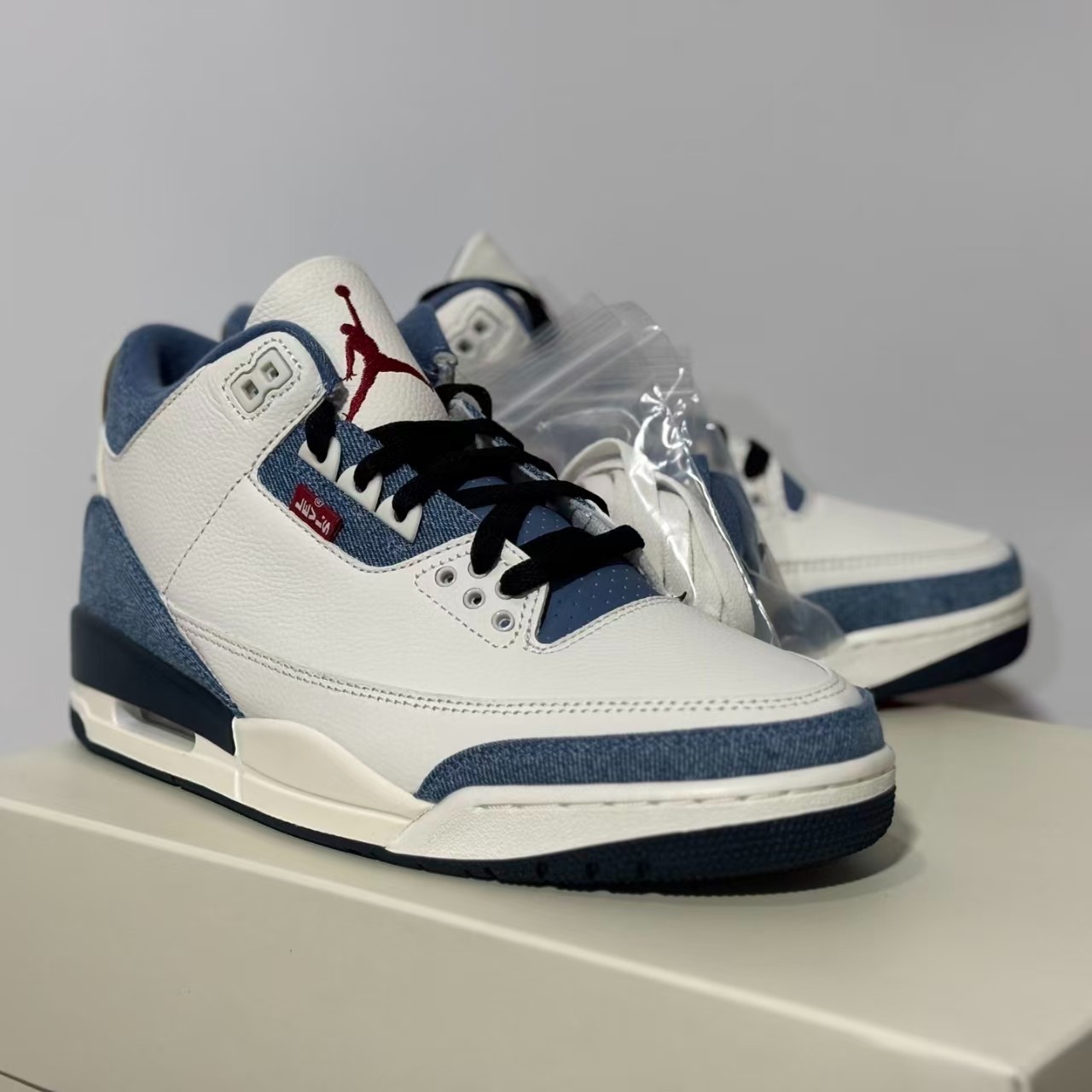 IR0912-400 Free Shipping Levi’s x Air Jordan 3 Retro ‘All-Star’ Men Shoes