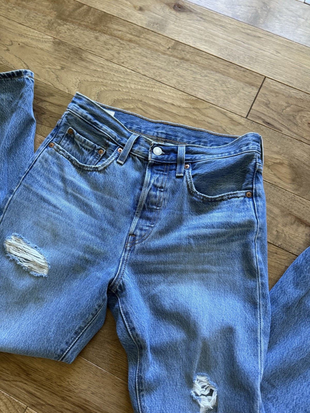 Levi’s Premium 501 S Skinny High Rise Jeans Distressed Wash 2019 Big E