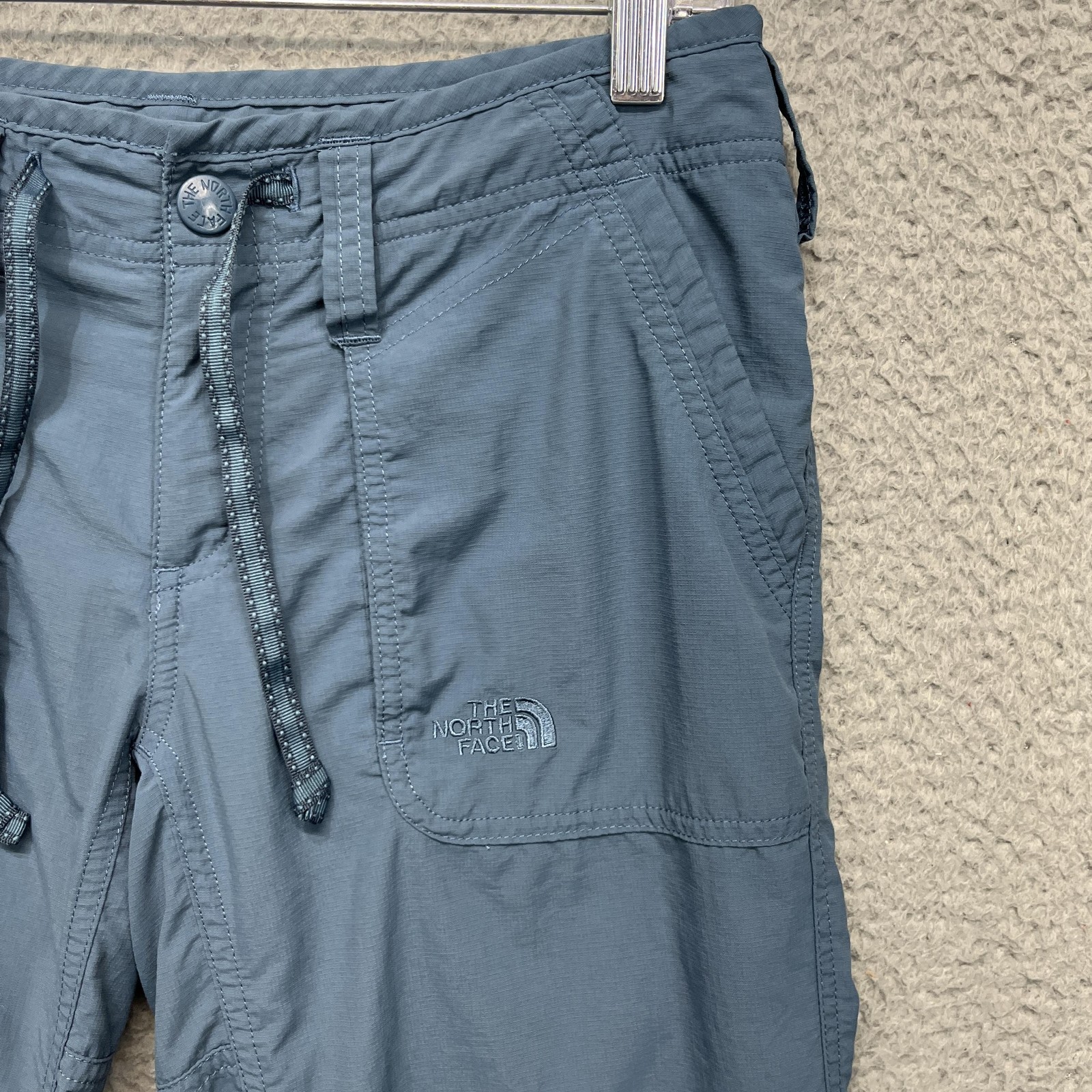 The North Face Hiking Pants Womens 4 Blue Roll-Up Convertible Quick Dry Outdoor