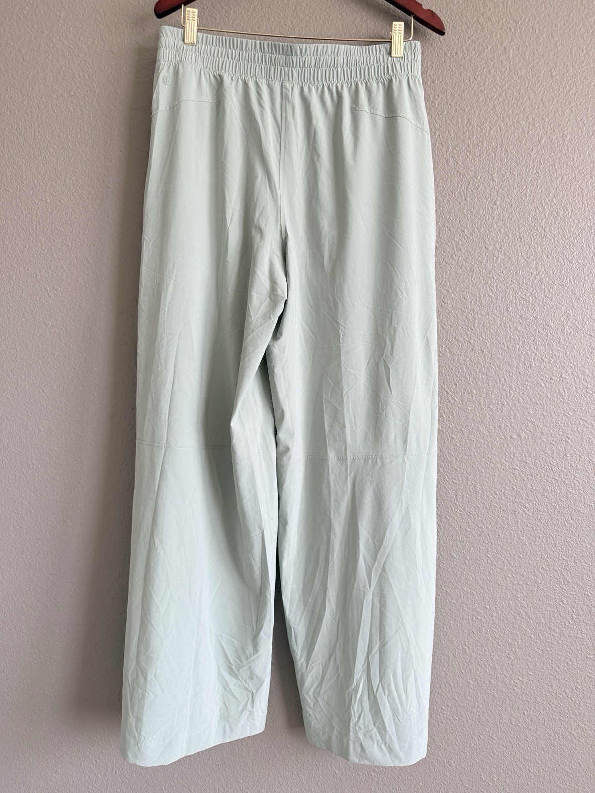 Lululemon Lightweight Swift Mid-Rise Wide-Leg Pant Palm Court Size 10