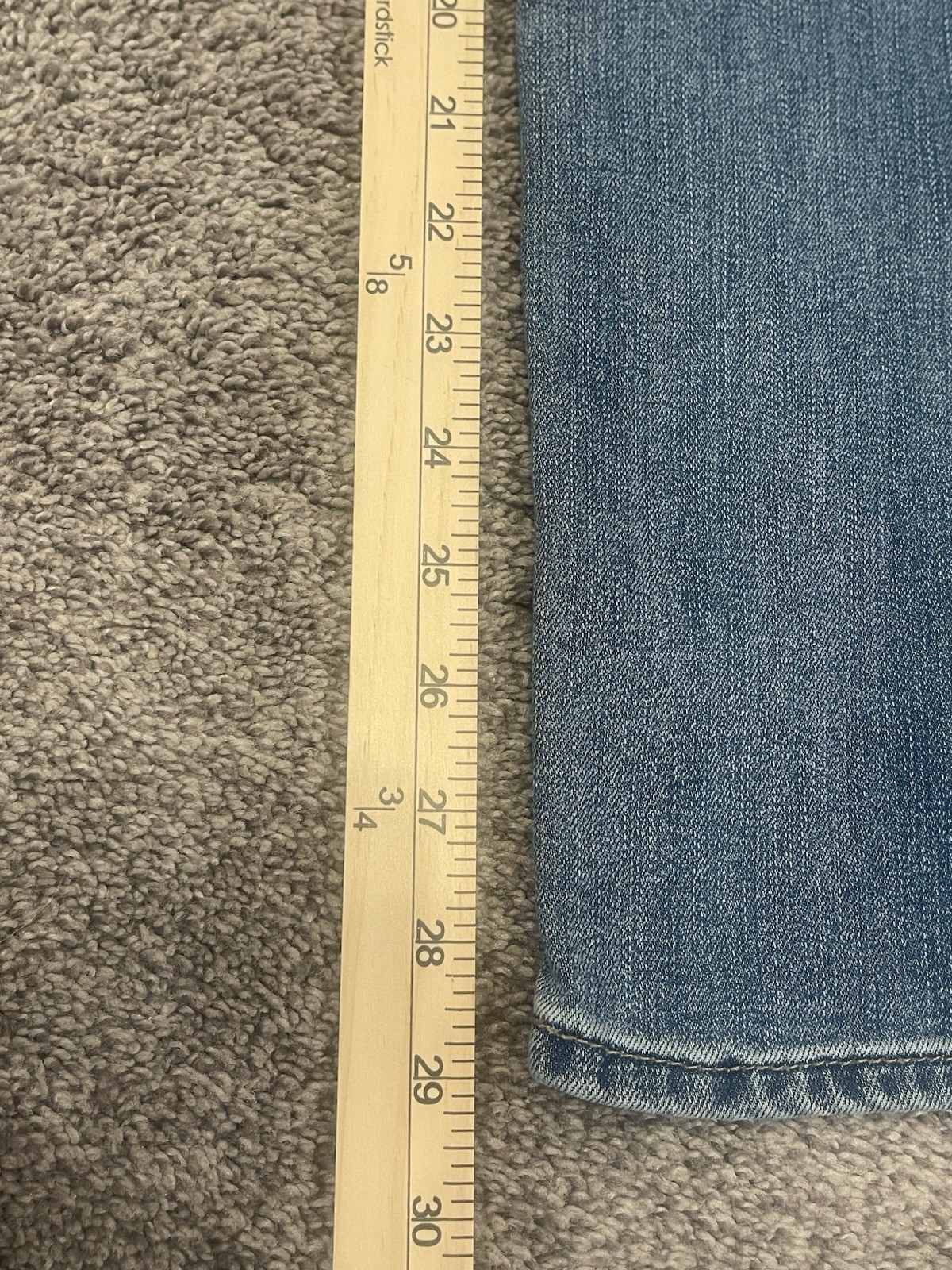 Eddie Bauer Womens 10 Slightly Curvy Slim Straight Jeans Blue Stretch 29 Inseam