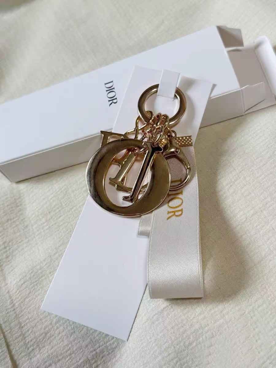 Dior Charm Gold Lucky Logo design Keychain Gift NEW Key chain With Box