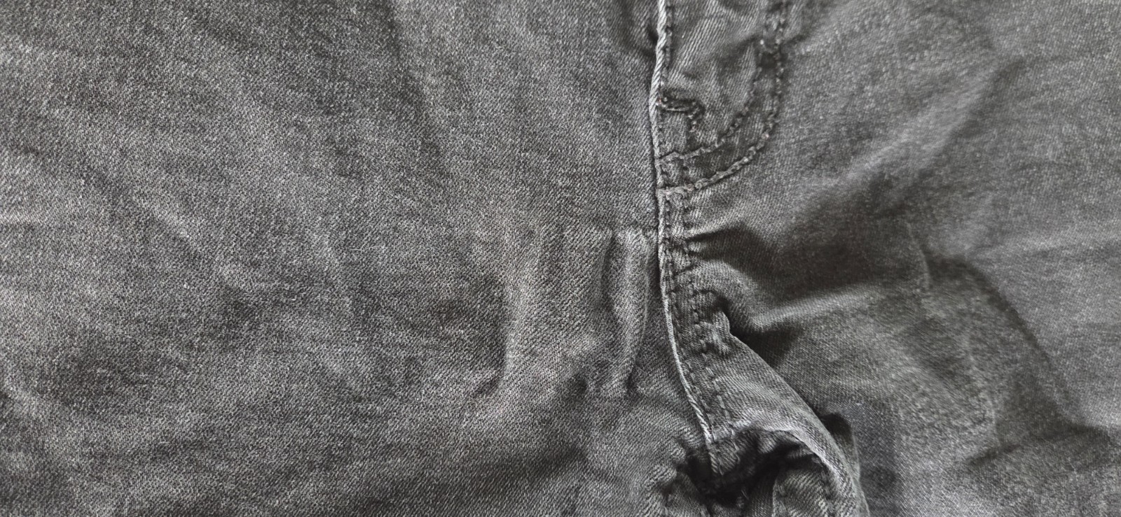 Rock Revival Men’s Kemel Straight Jeans 42×33 Embellished Pockets Dark Wash