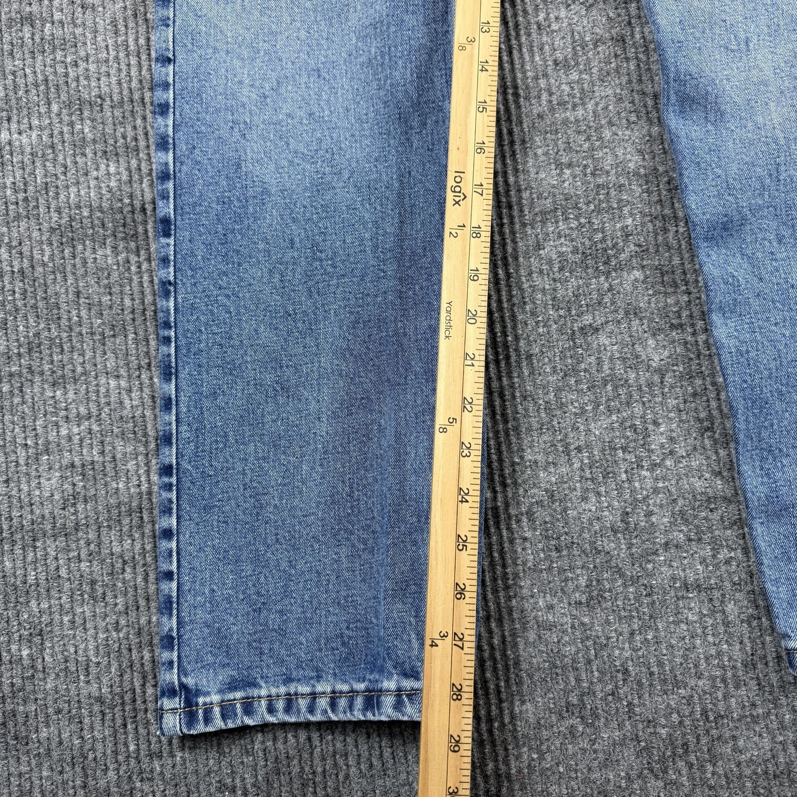 Levis 505 Jeans Mens 30×30 Light Wash Blue Straight Leg Stretch Denim Casual